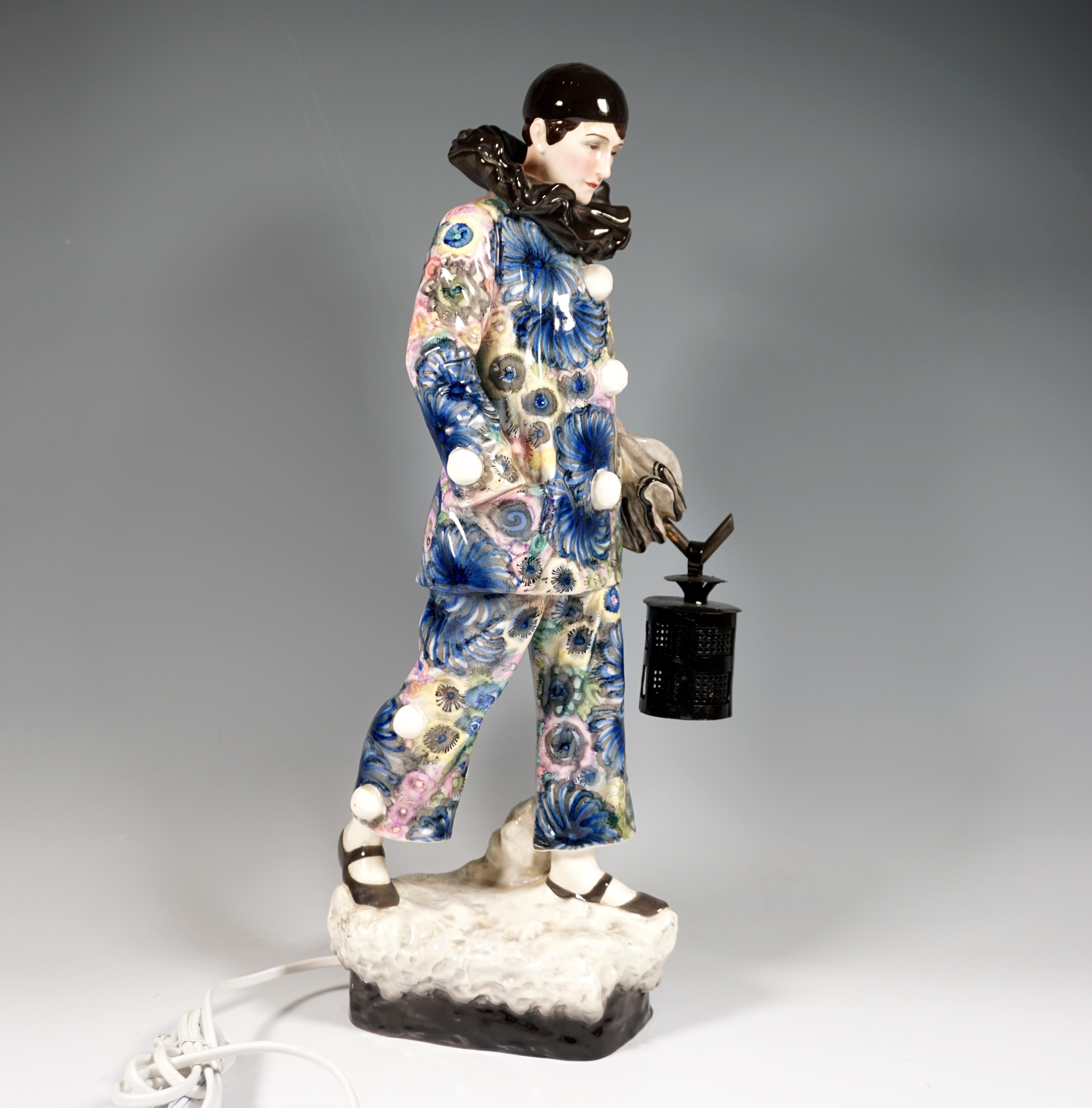 Art Deco Large Goldscheider Vienna Art-déco Harlequin Figurine by B. Haniroff, ca 1920