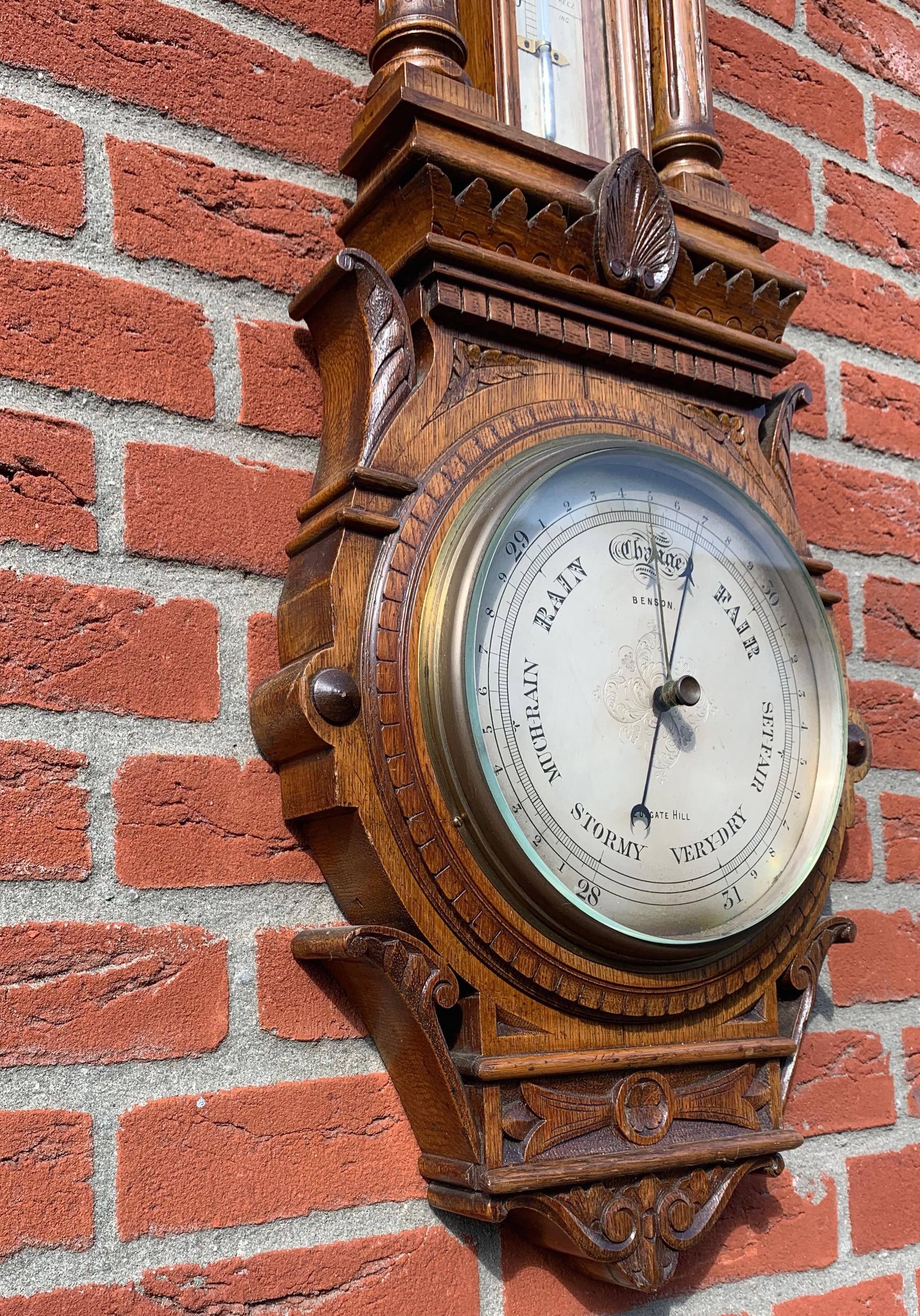 Large, Good Condition and Stylish Antique English Victorian Oak Wall Barometer For Sale 3