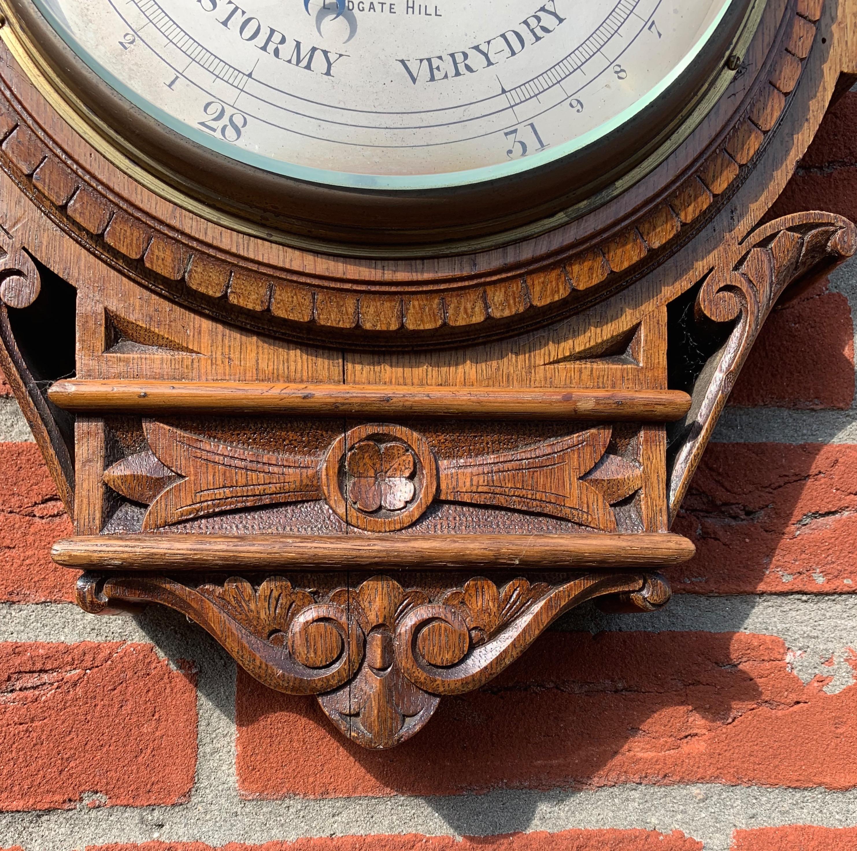 Barometer aus antiker englischer viktorianischer Eiche in gutem, stilvollem Zustand im Angebot 5