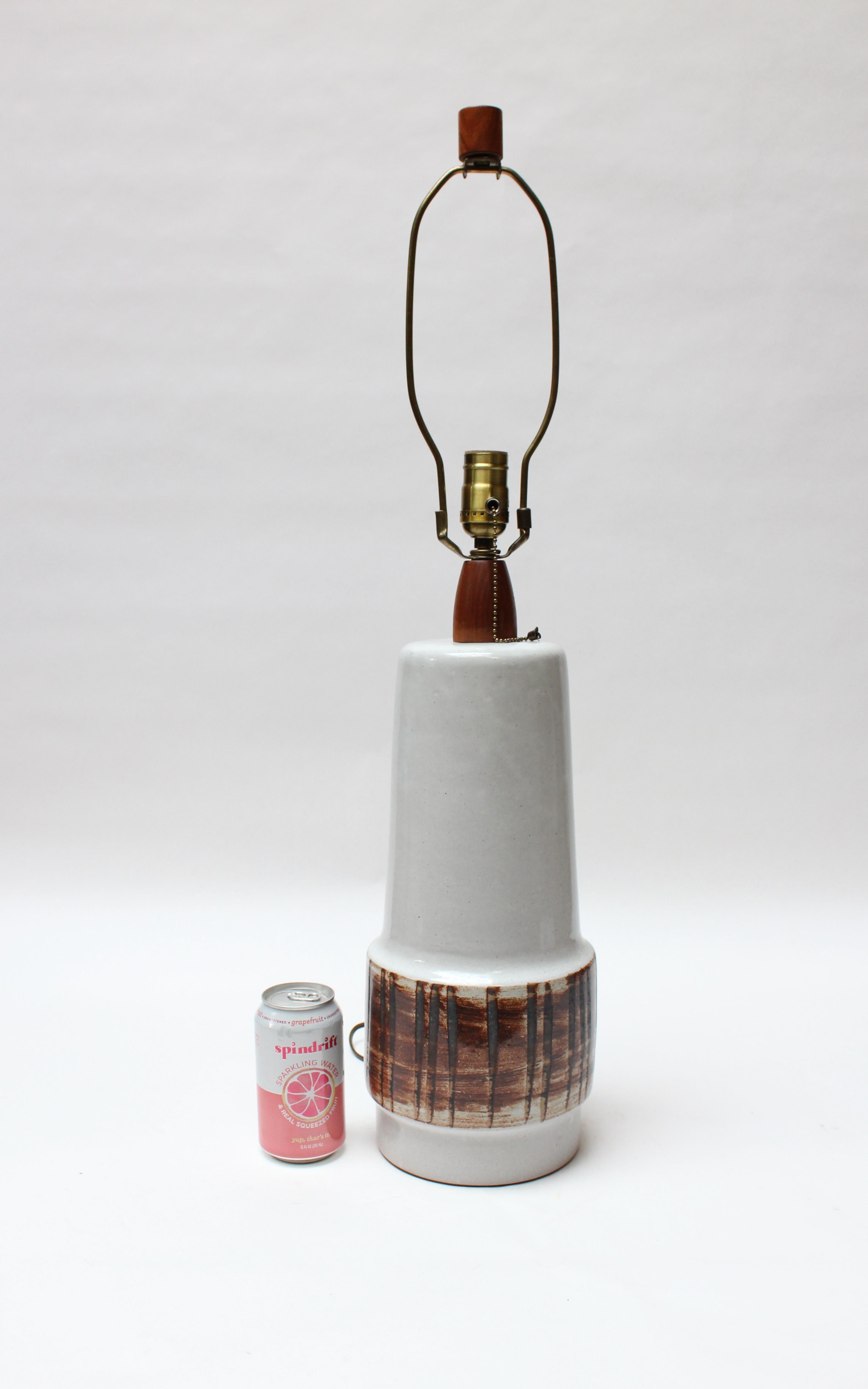 Mid-20th Century Large Gordon and Jane Martz Gray Ceramic Table Lamp with Shade and Finial