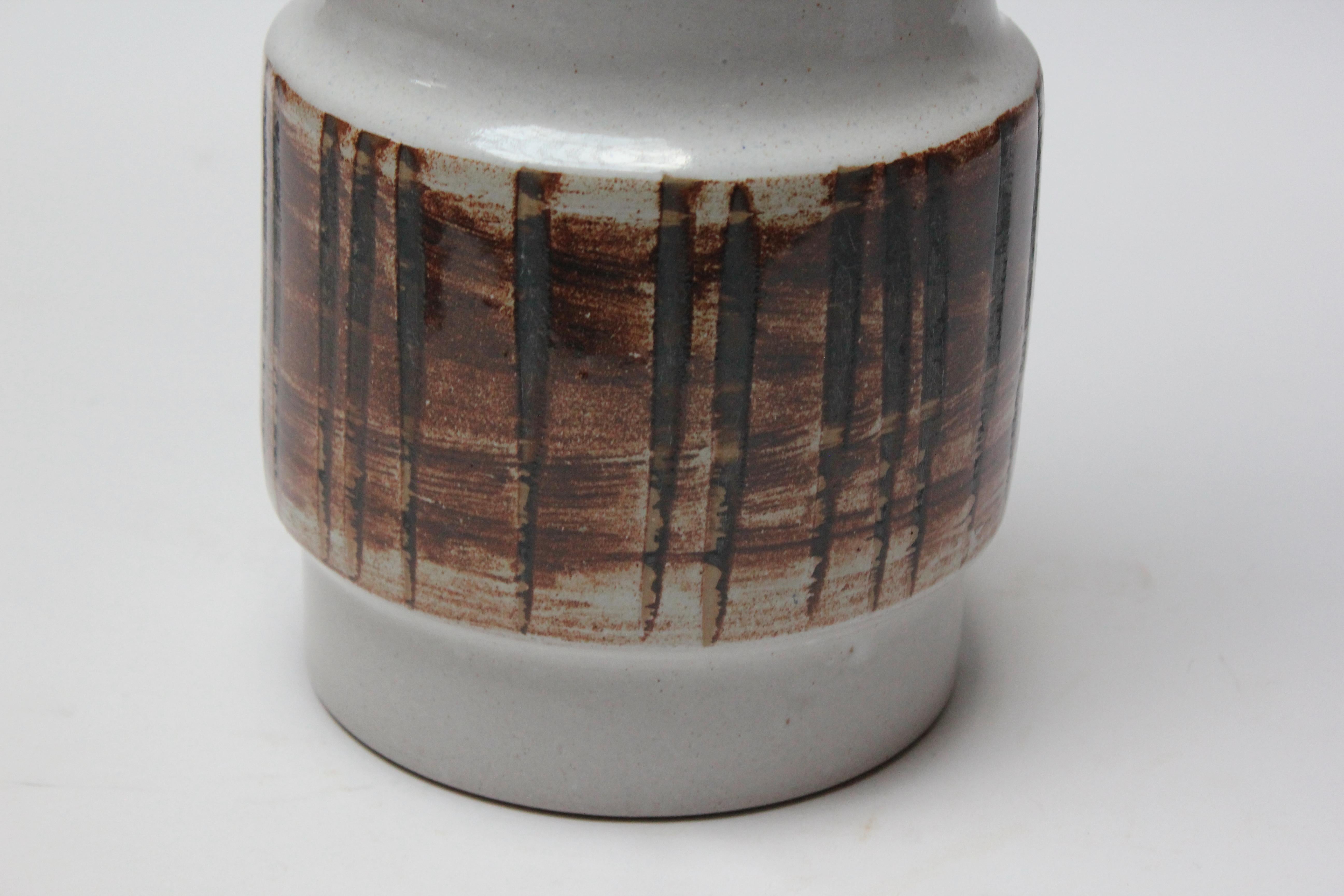 Large Gordon and Jane Martz Gray Ceramic Table Lamp with Shade and Finial 3