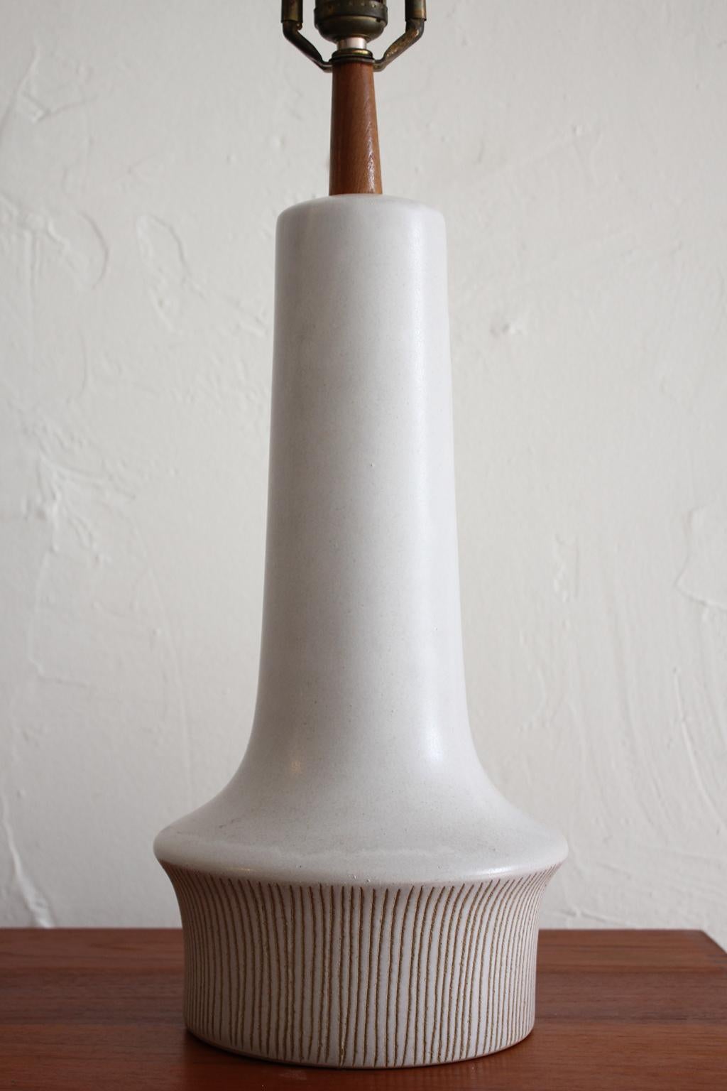 20th Century Large Gordon & Jane Martz Studio Tall Ceramic Table Lamp with Original Shade