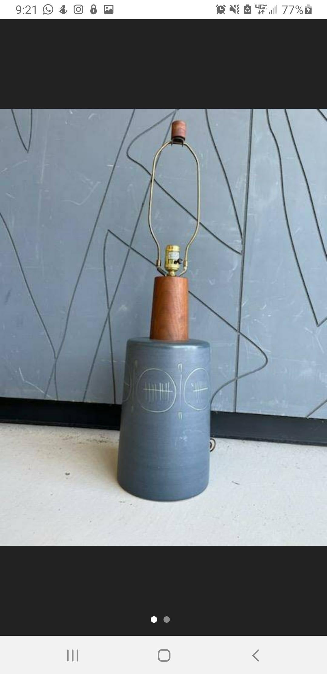 Gordon and Martz large table lamp. It is in great working condition.