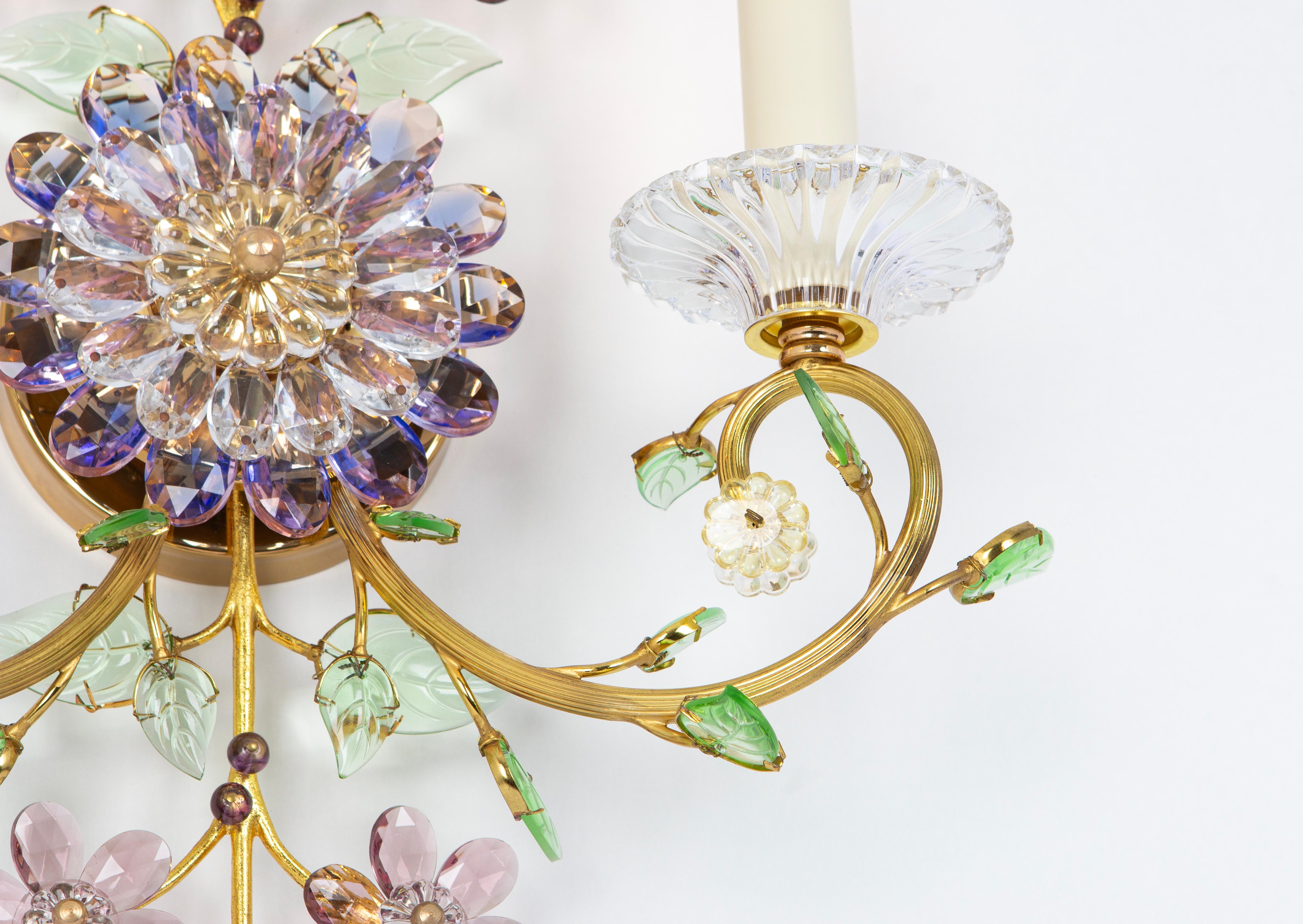 Laiton Grandes appliques à fleurs dorées en cristal à facettes Bagues, Palwa, 1970 en vente