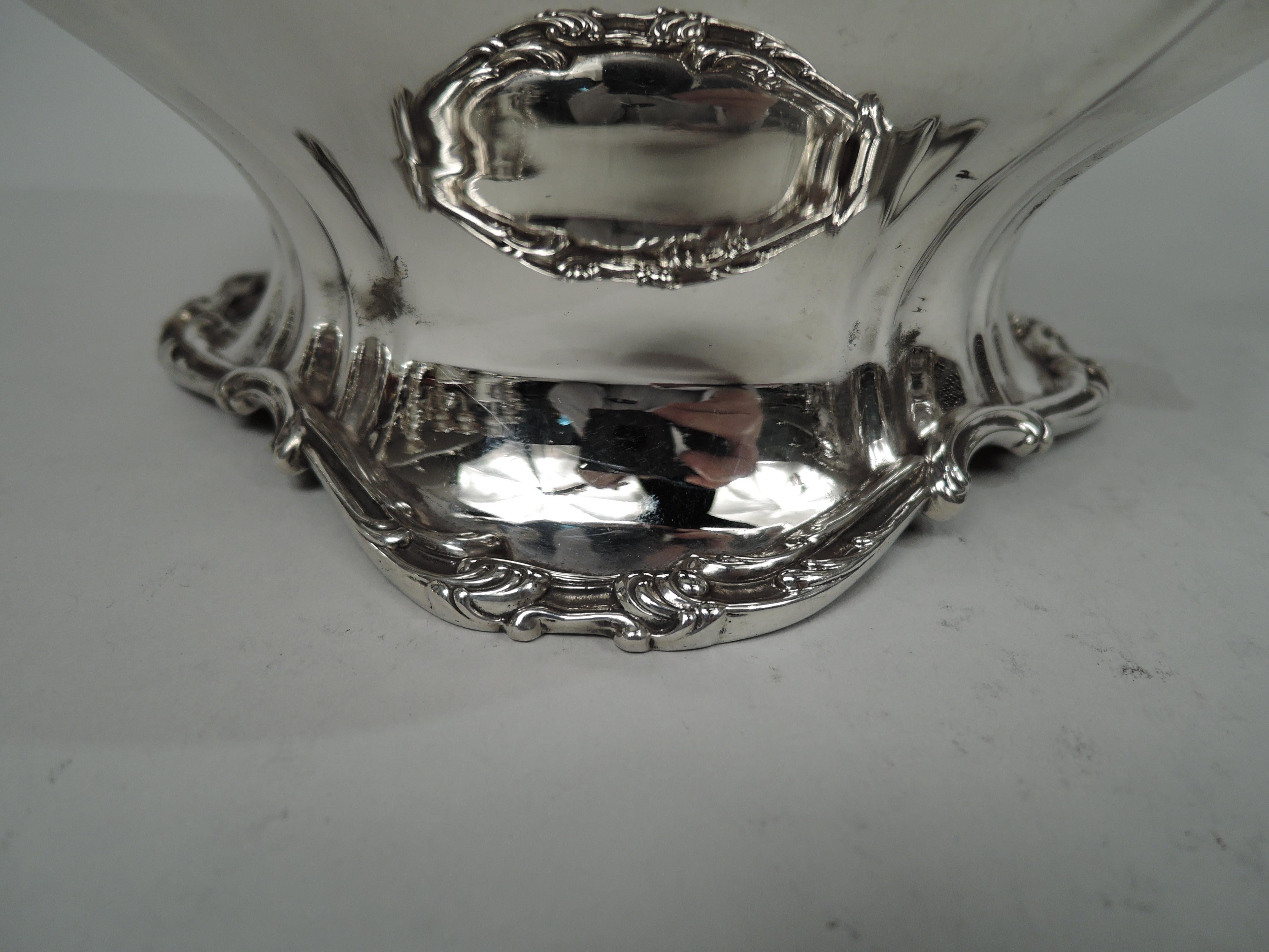 Large Gorham Edwardian Classical Sterling Silver Water Pitcher In Excellent Condition In New York, NY