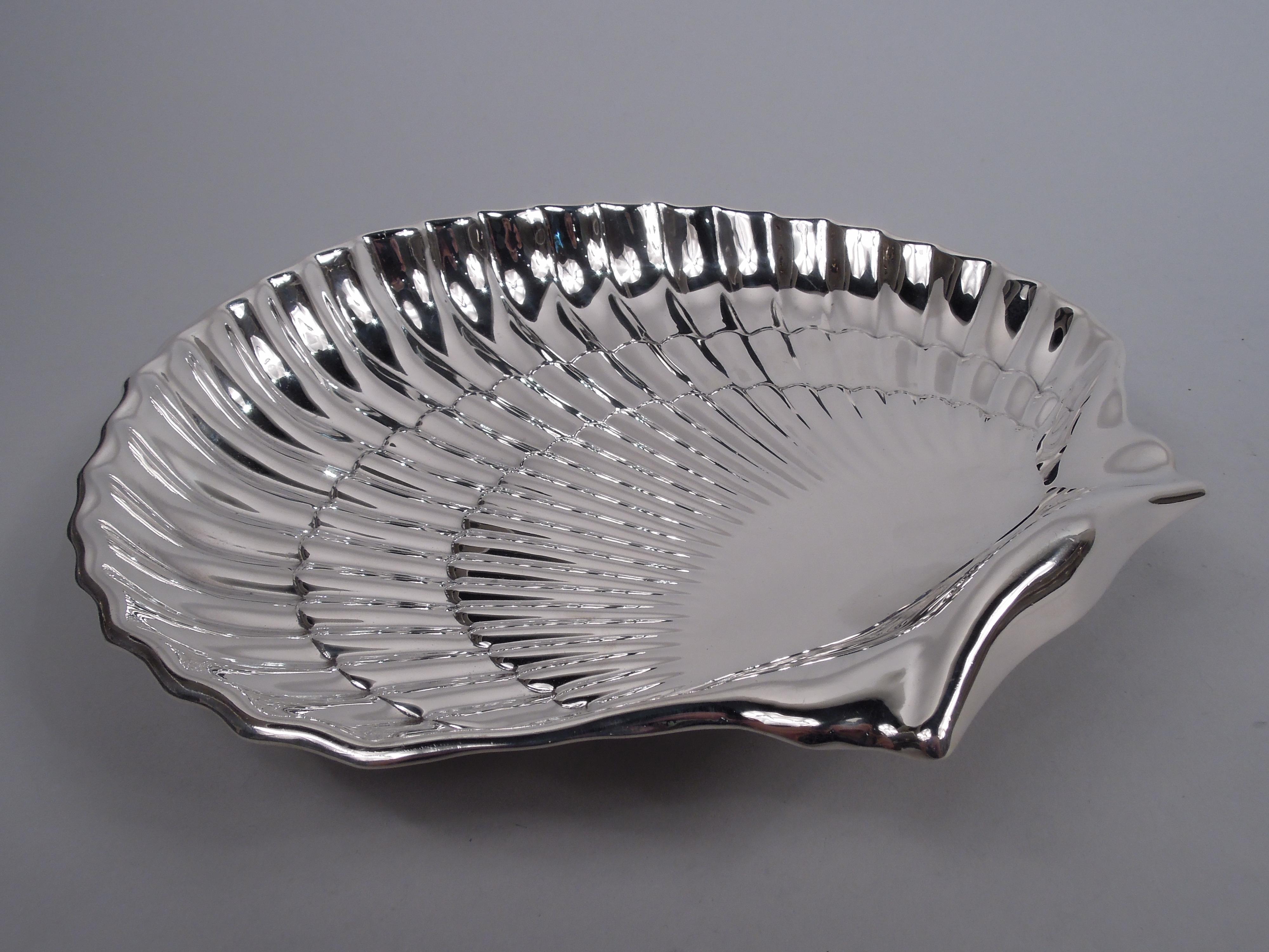 American Large Gorham Modern Classical Sterling Silver Scallop Shell Dish, 1947 For Sale