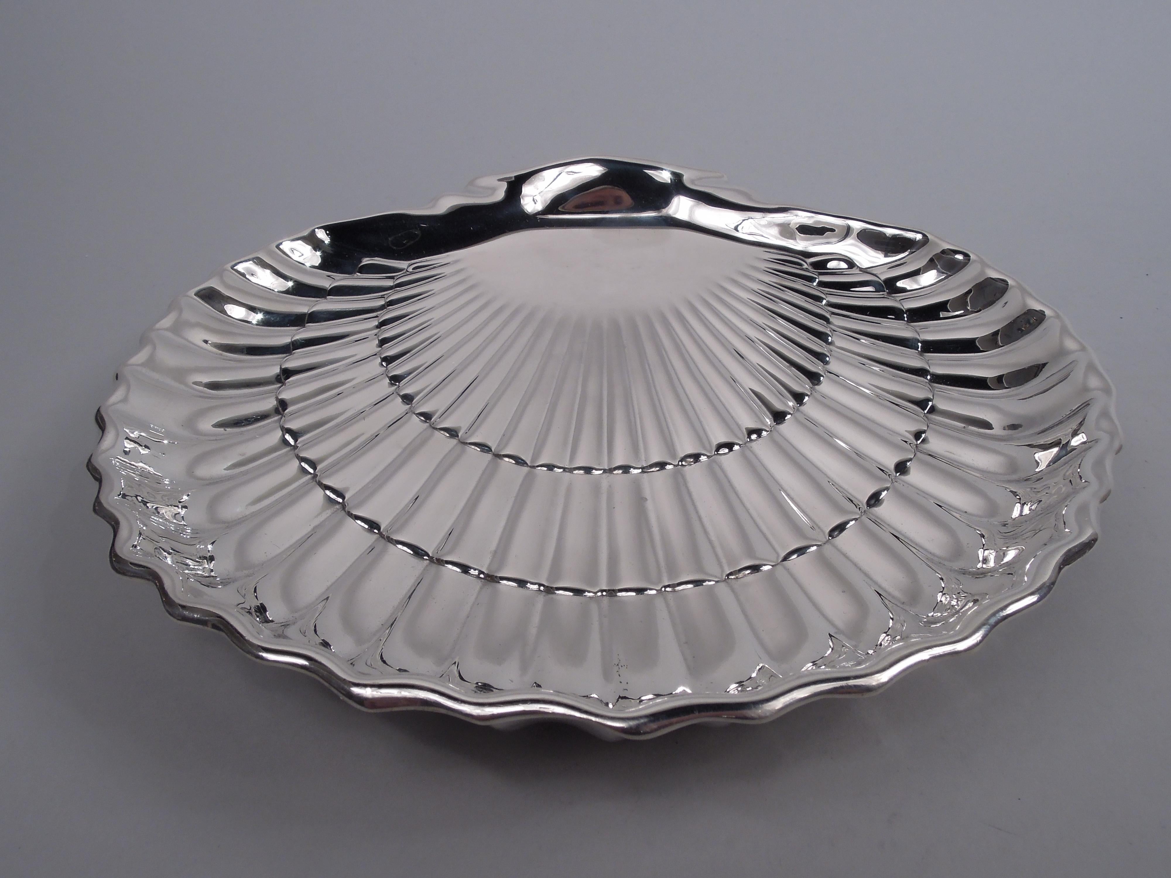 Mid-20th Century Large Gorham Modern Classical Sterling Silver Scallop Shell Dish, 1947
