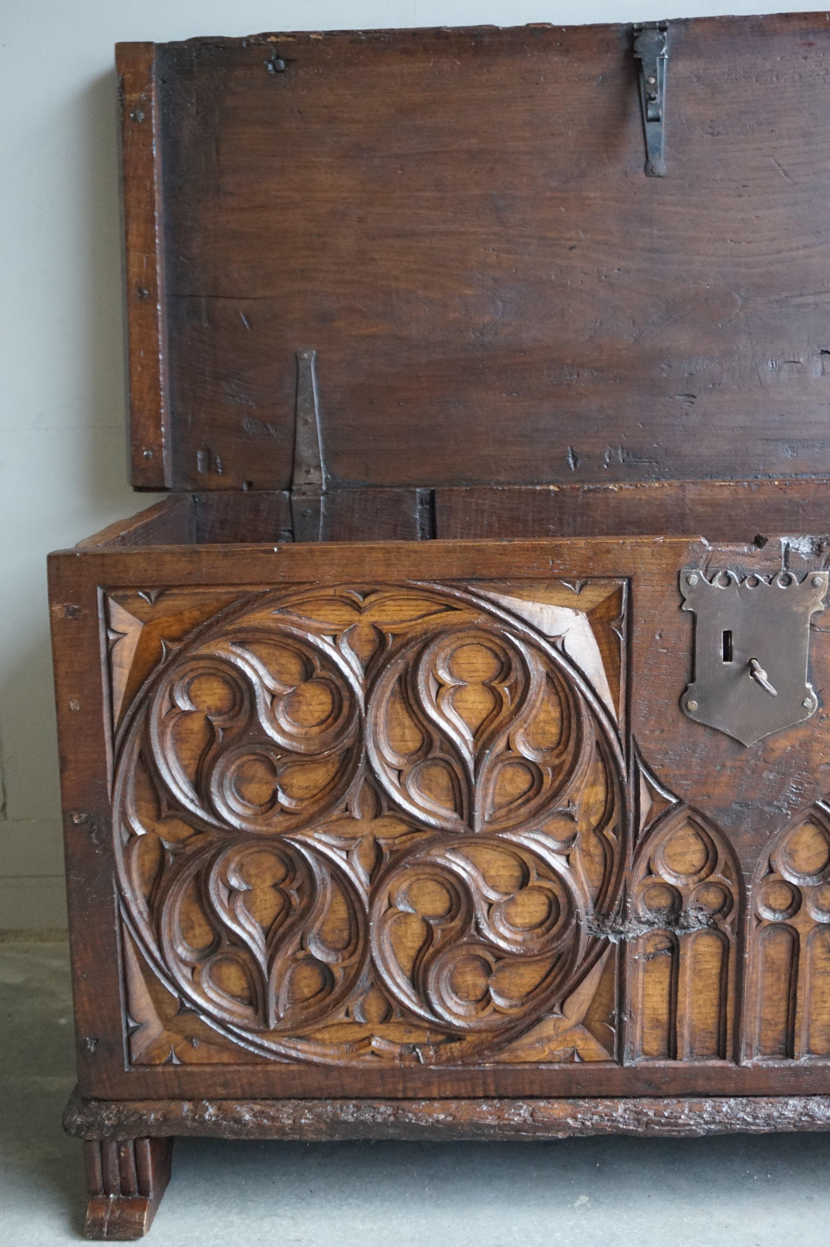 Large Gothic Revival Hand Carved Elm Blanket Chest w. Perfect Working Lock & Key 2