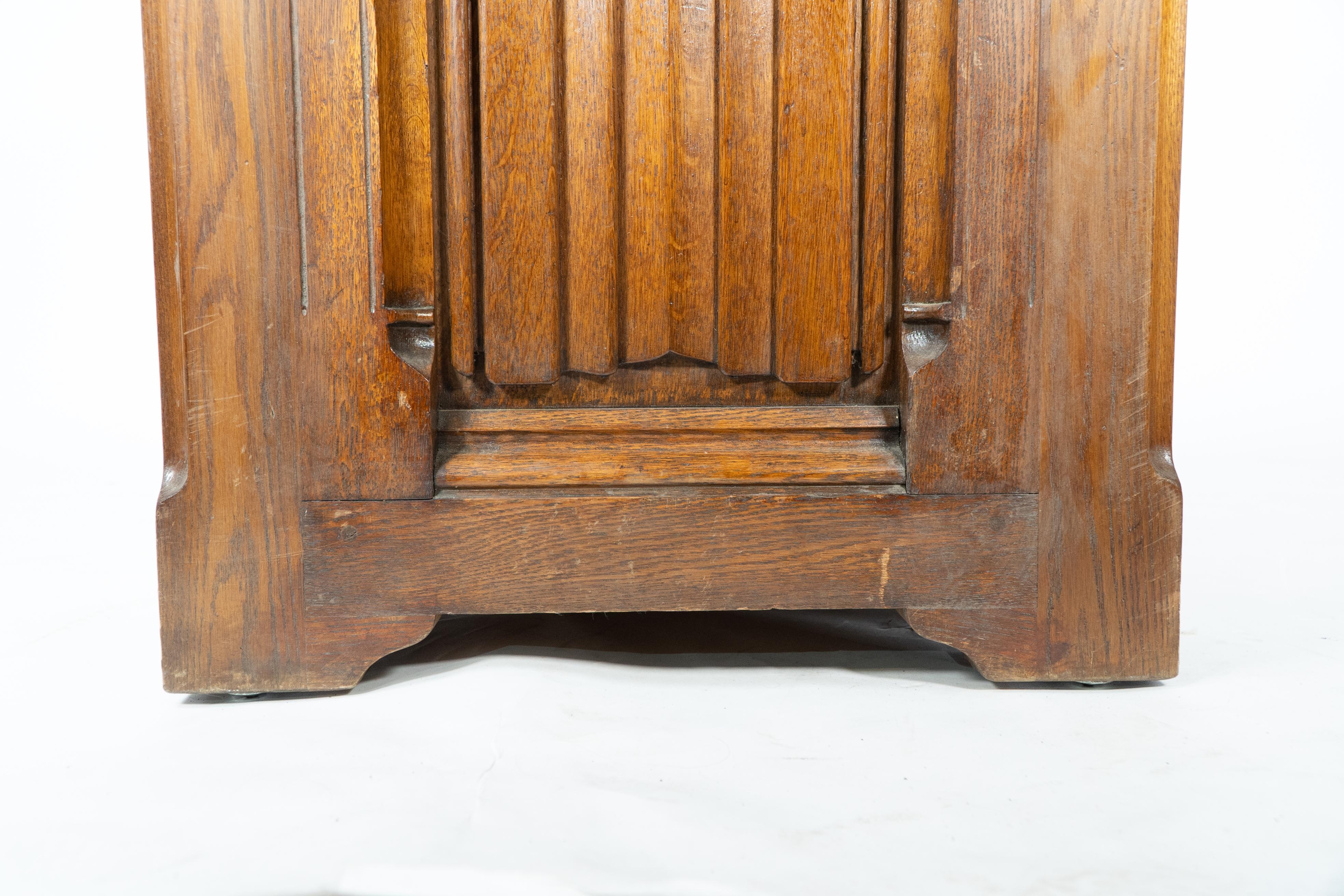 Large Gothic Revival Style Carved Oak Blanket Chest in the Style of A.W.N. Pugin For Sale 2