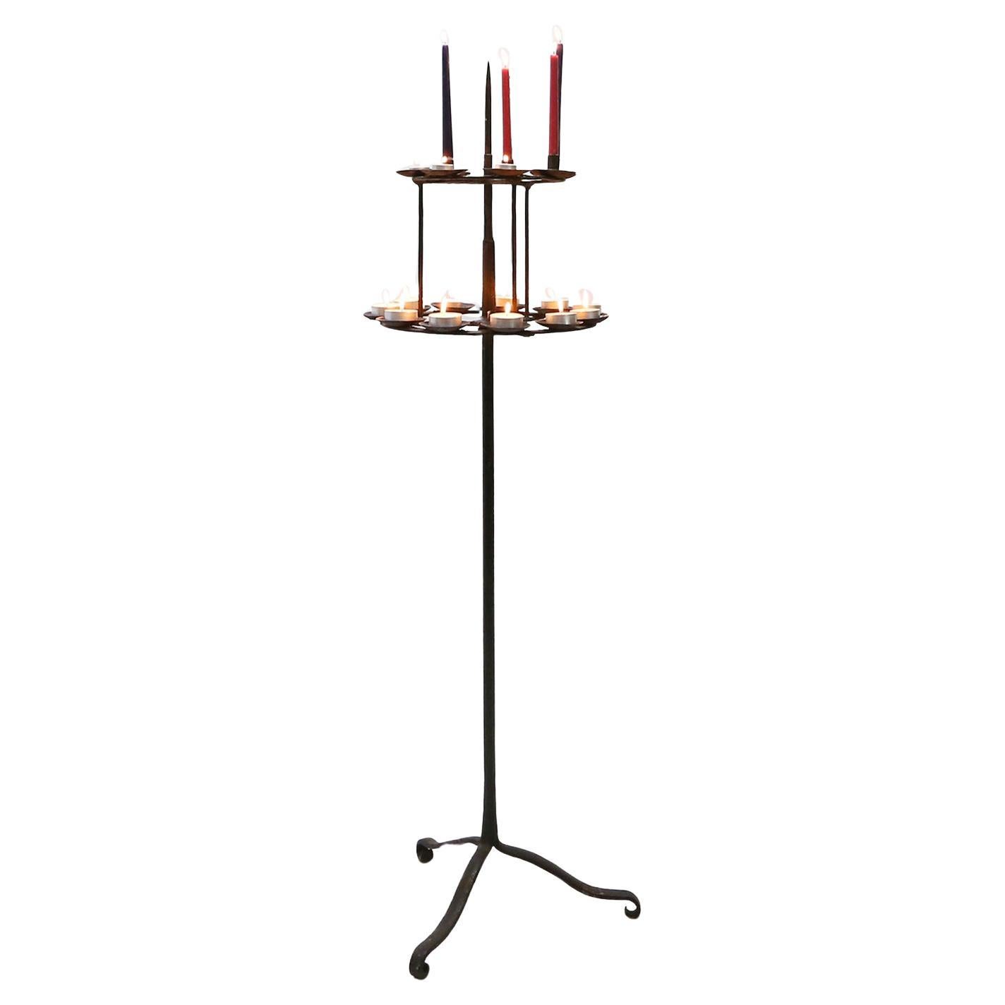 Gran candelabro gótico de hierro forjado, Francia 1900