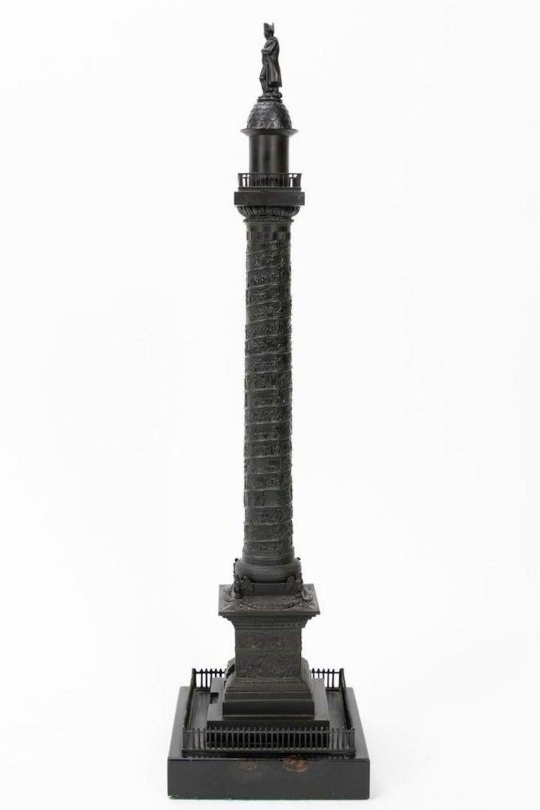 Français Grande maquette en bronze du Grand Tour de la Place Vendôme, avec Napoléon en vente