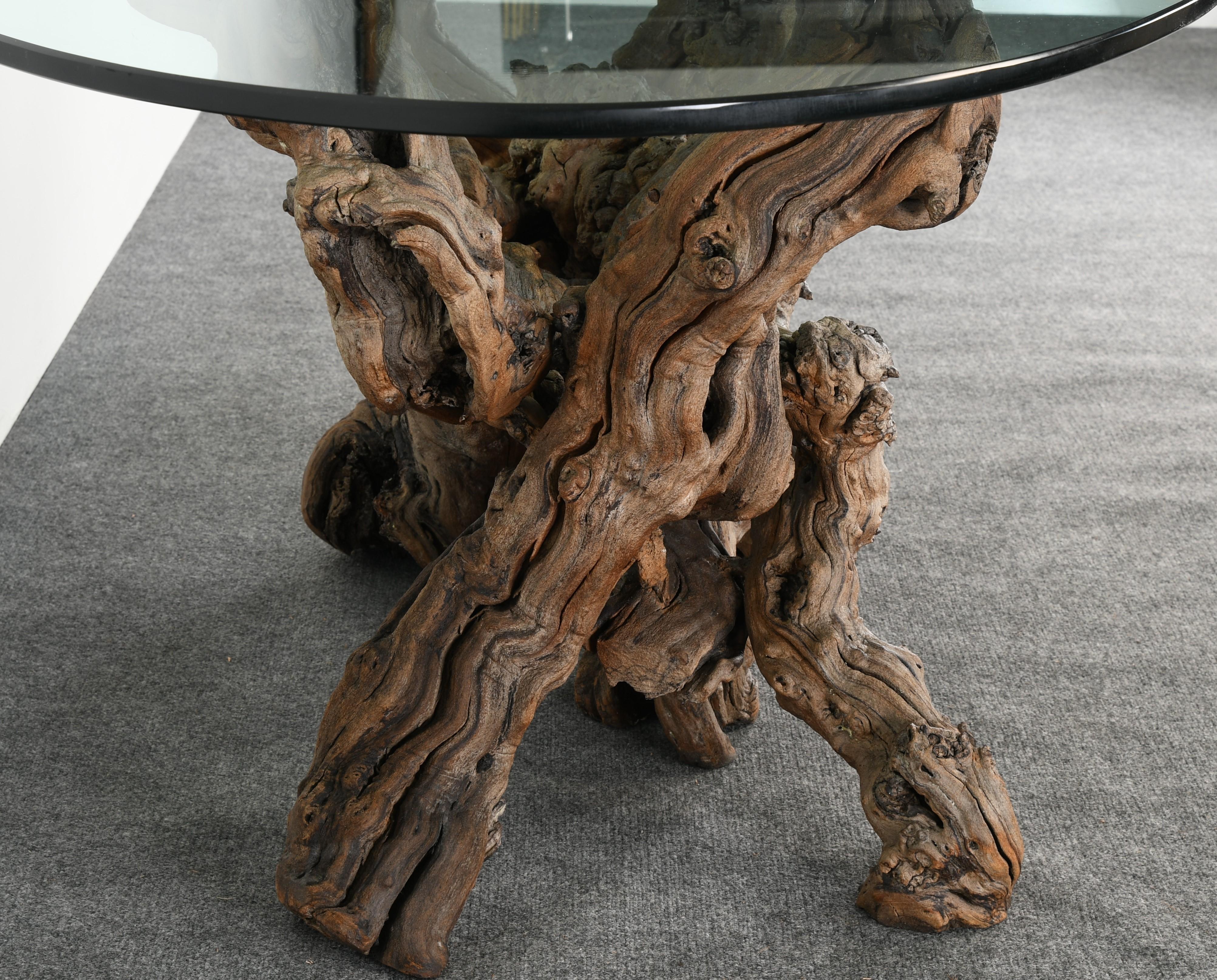 grapevine dining table
