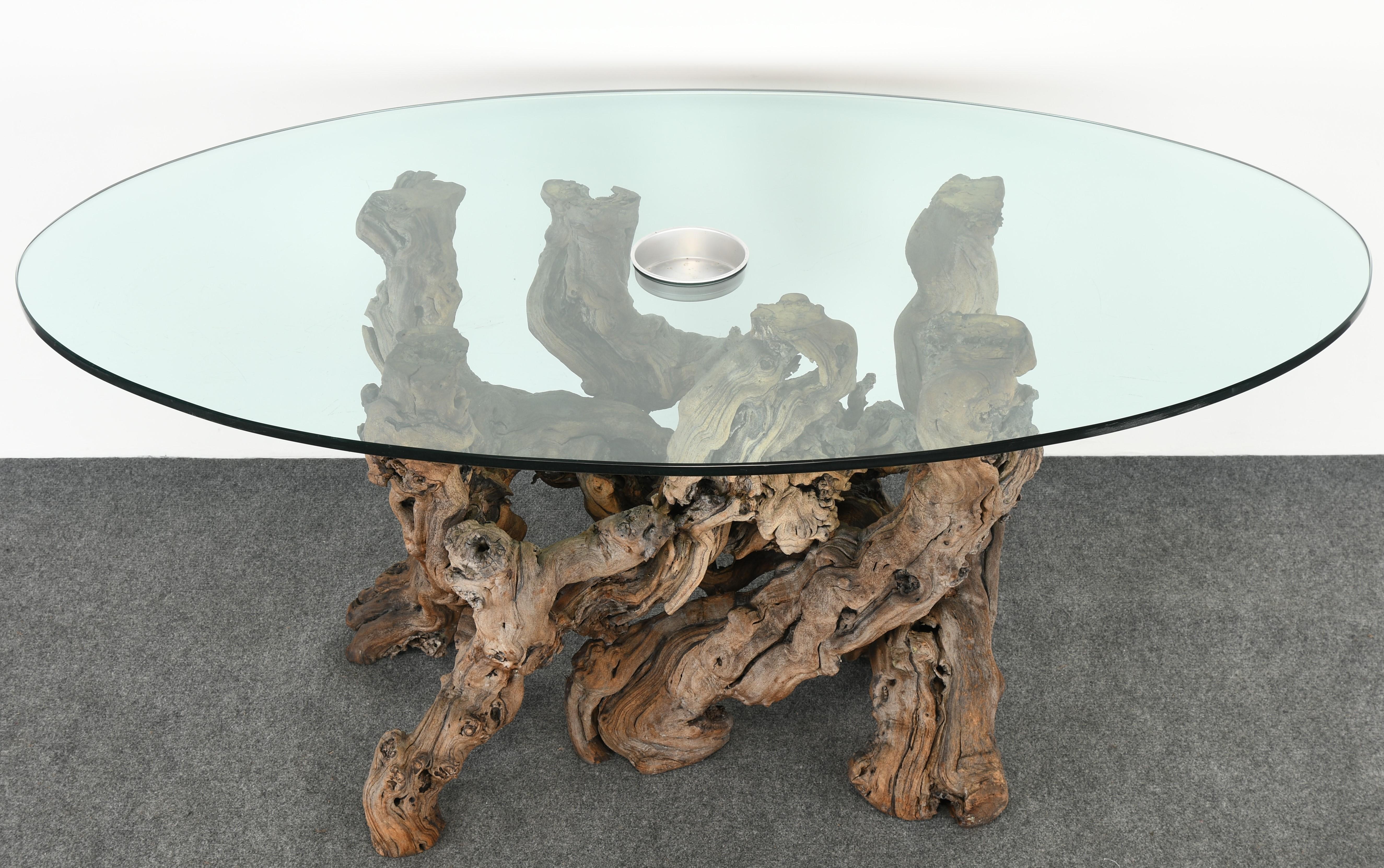 Large Grapevine-Driftwood Dining Table, 1970s In Good Condition In Hamburg, PA