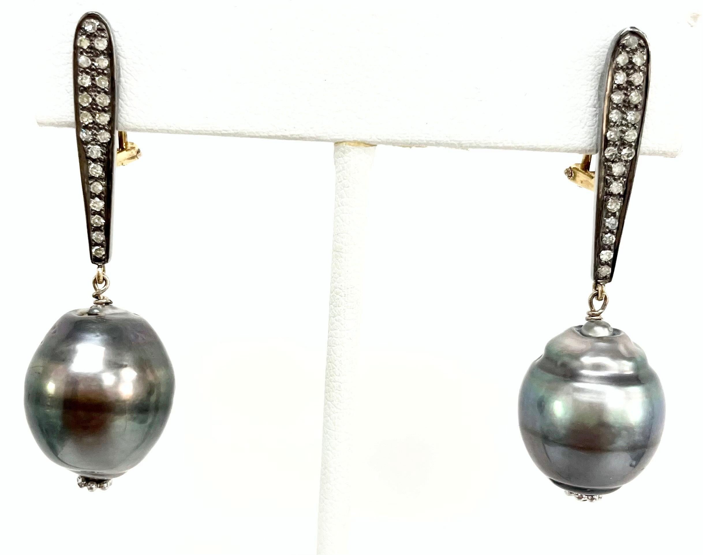 Large Gray Tahitian Pearl with Diamonds Earrings For Sale 4