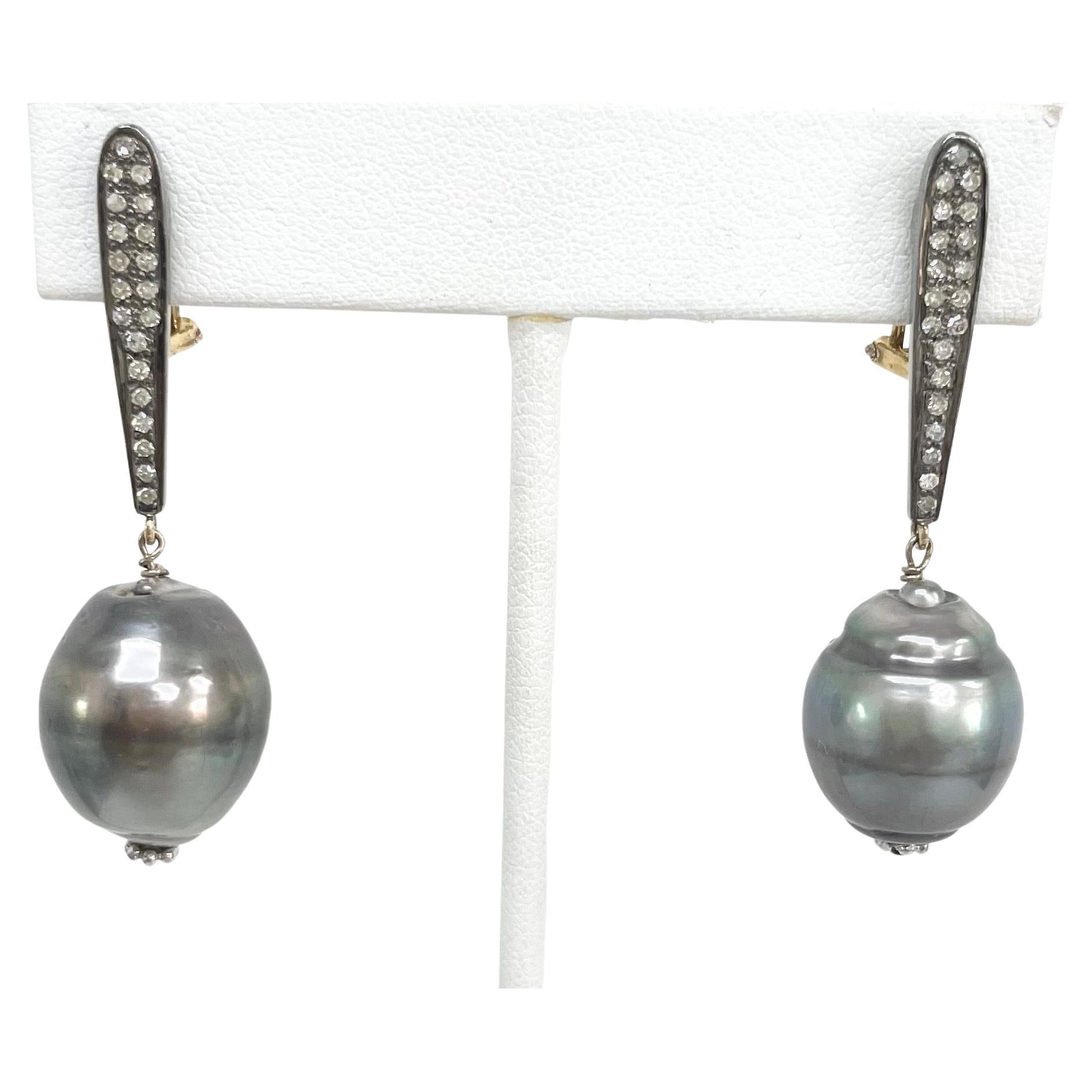 Large Gray Tahitian Pearl with Diamonds Earrings For Sale 2