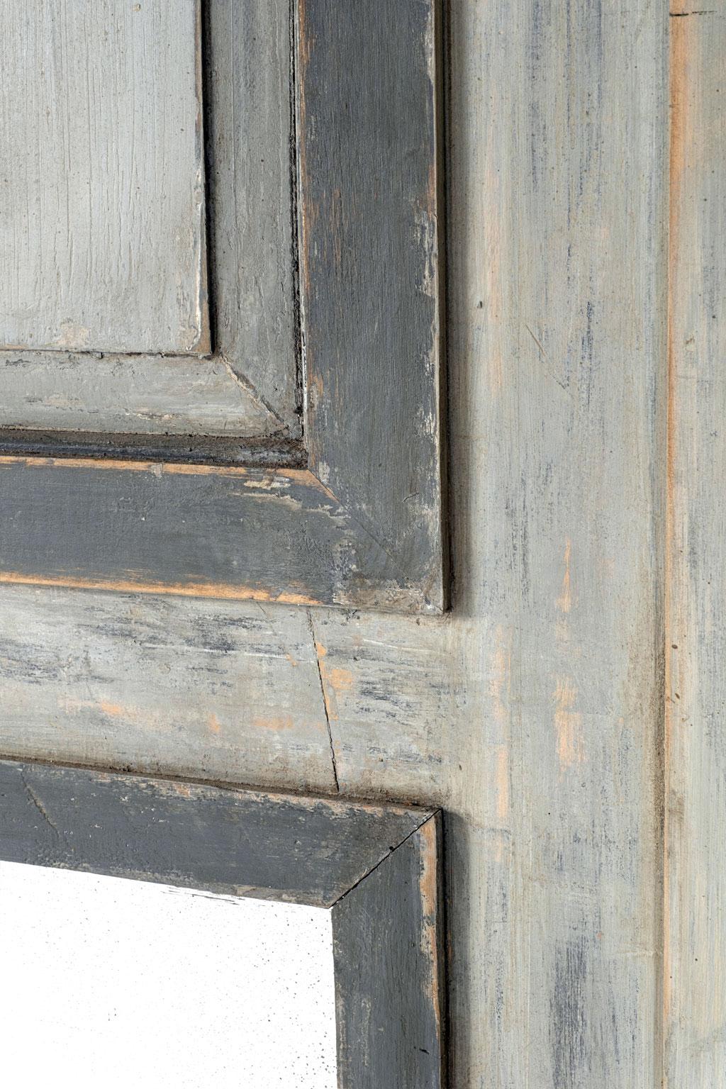 Large Grayish-Blue Painted Trumeau Mirror In Fair Condition For Sale In Houston, TX