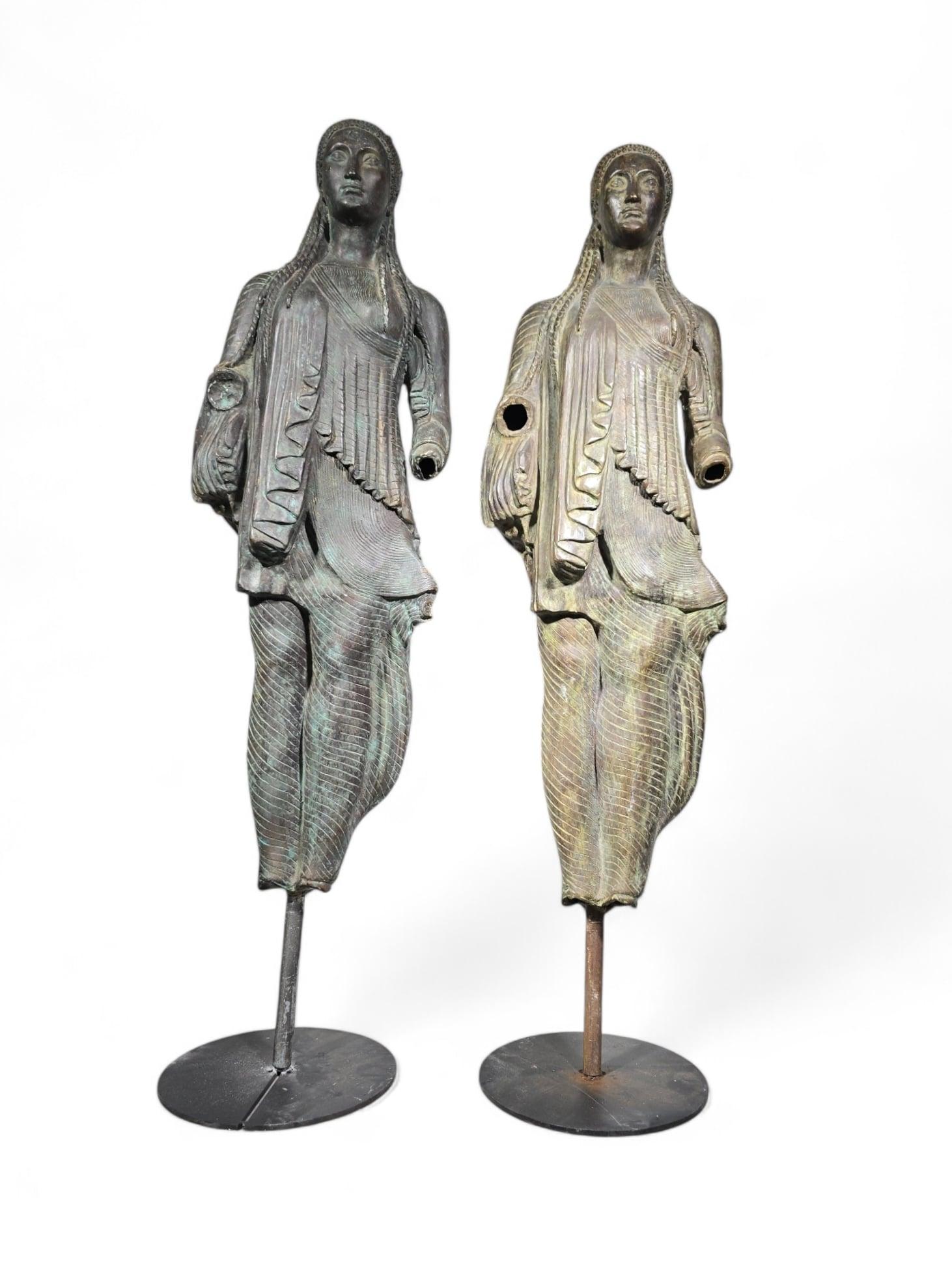 Large Greek bronze sculpture from the Achaean period  150 cm For Sale 6