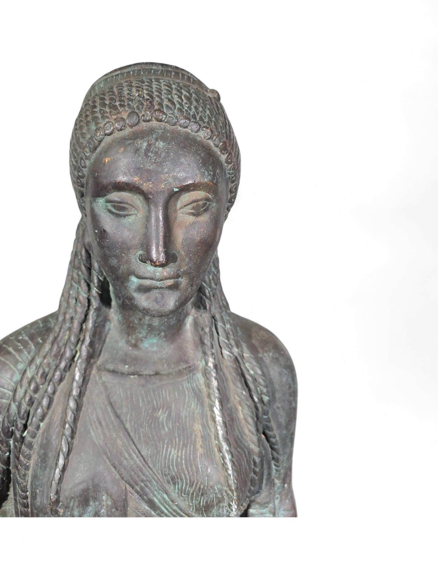 Large Greek bronze sculpture from the Achaean period  150 cm For Sale 2