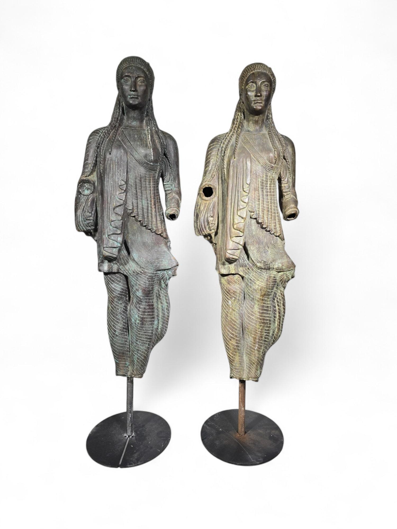 Large Greek bronze sculpture from the Achaean period  150 cm For Sale 3