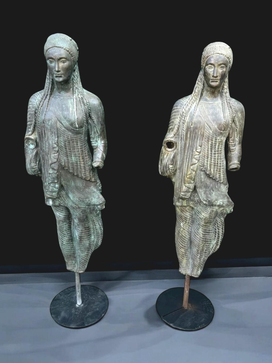 Bronzo Grande scultura greca in bronzo del periodo acheo in vendita