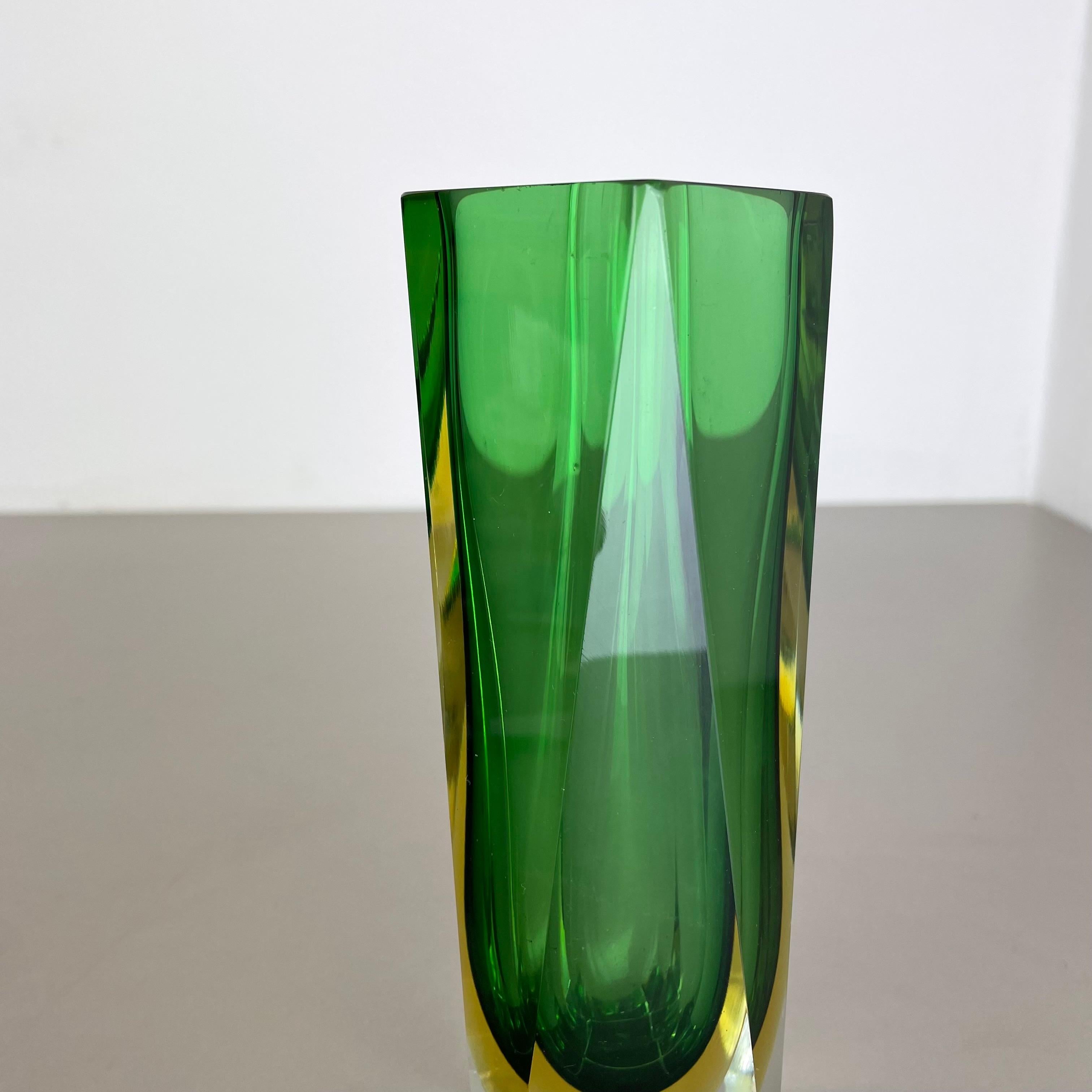 20th Century large Green 1, 1kg Murano Glass Sommerso Vase Flavio Poli Attr., Italy, 1970 For Sale