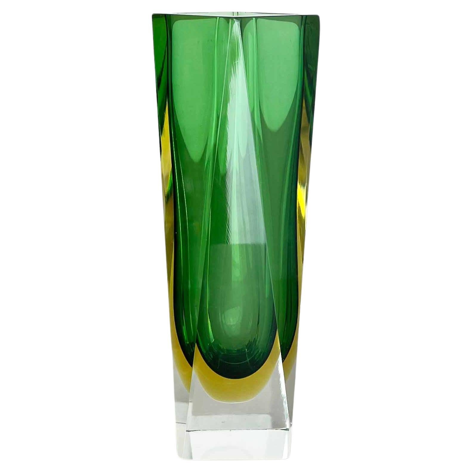 large Green 1, 1kg Murano Glass Sommerso Vase Flavio Poli Attr., Italy, 1970 For Sale