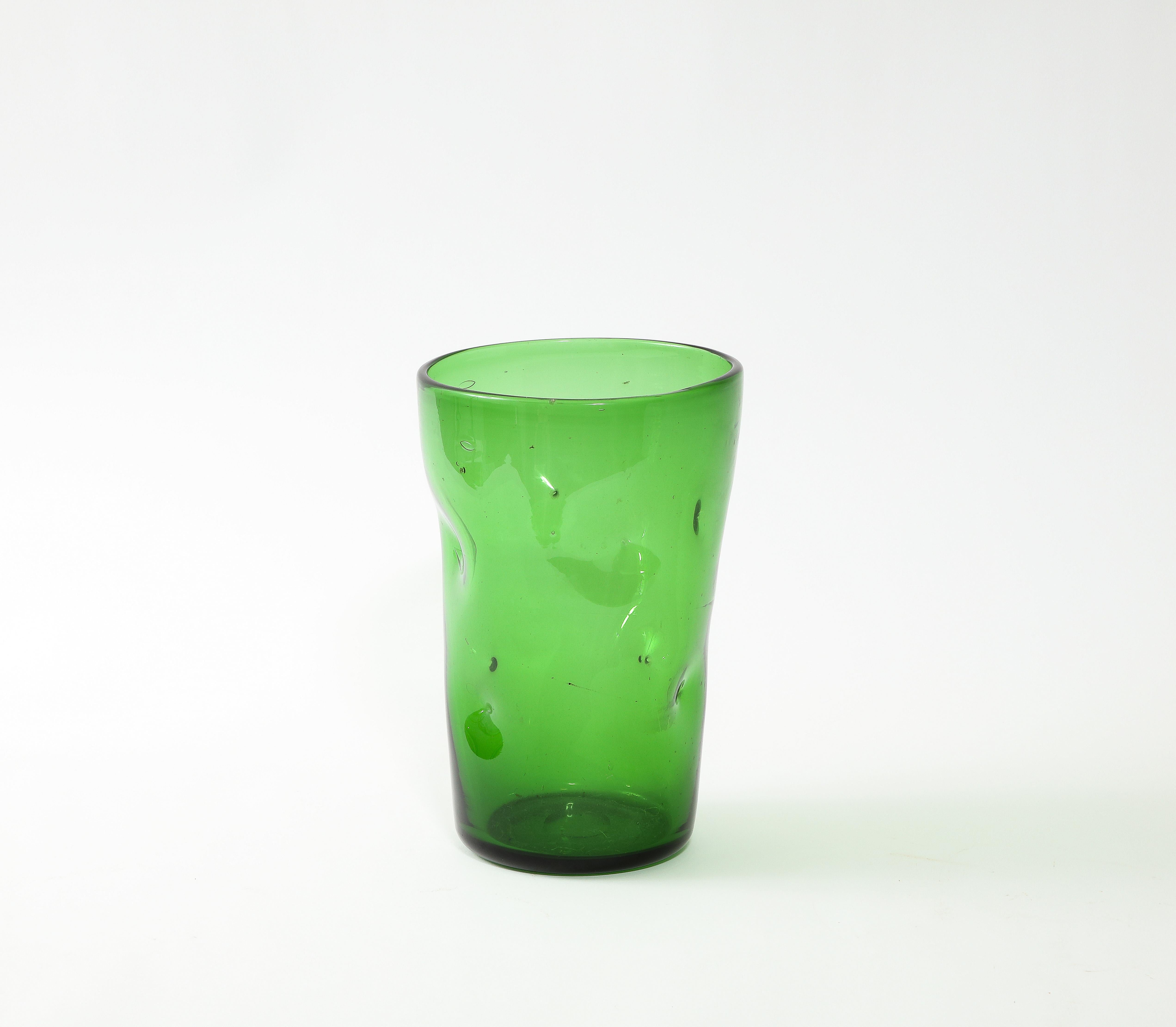 Large Green Blown Glass Vase, Italy 1960's In Good Condition For Sale In New York, NY
