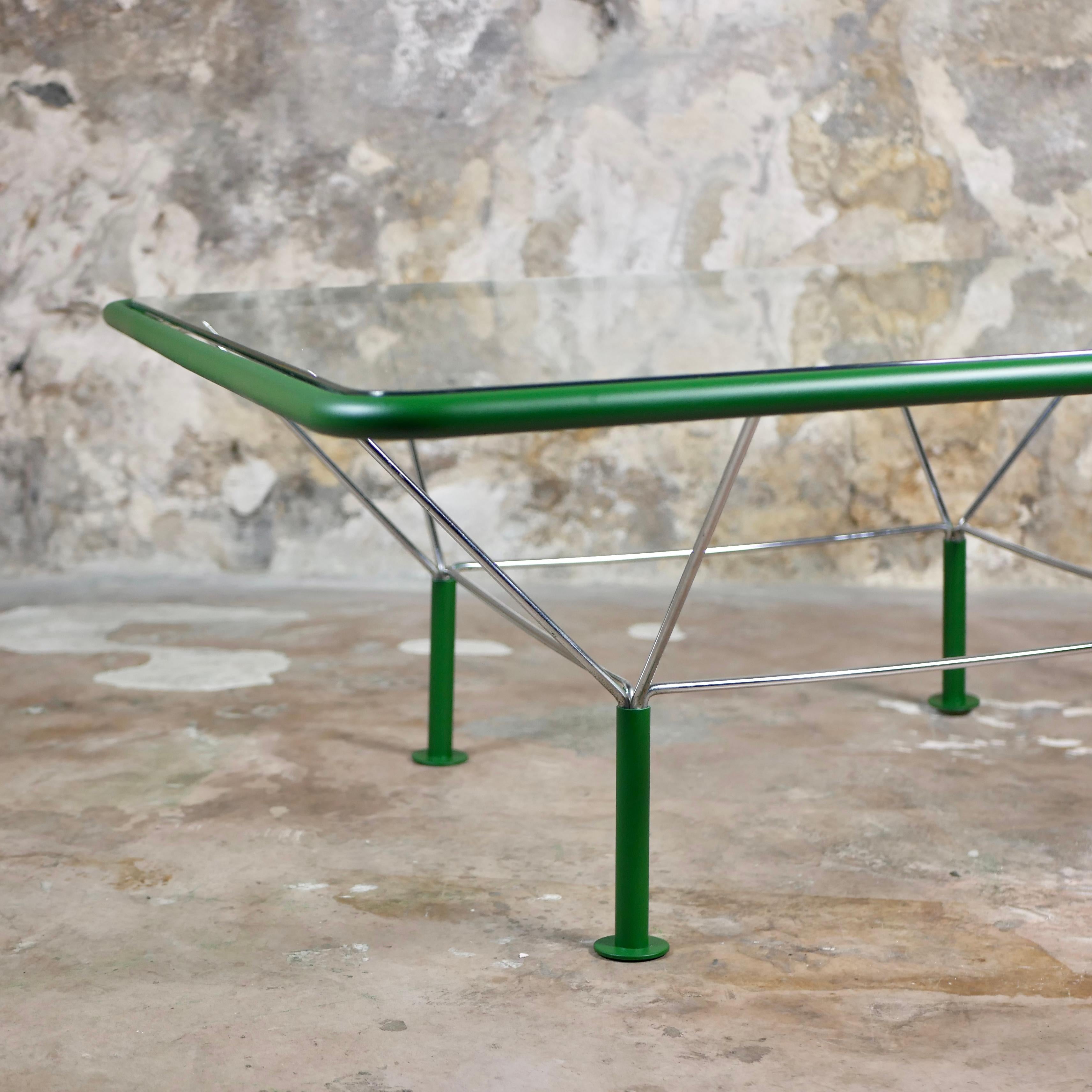 Large green coffee table by Niels Bendtsen, made in Denmark in the 1970s For Sale 5