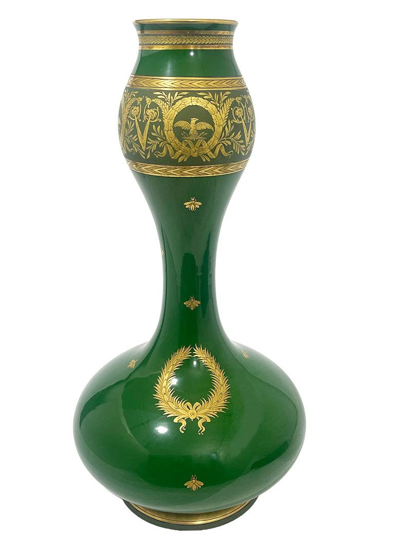 Large green Double-Gourd vase by Jaget and Pinon, France, 1901-1913 For Sale 2