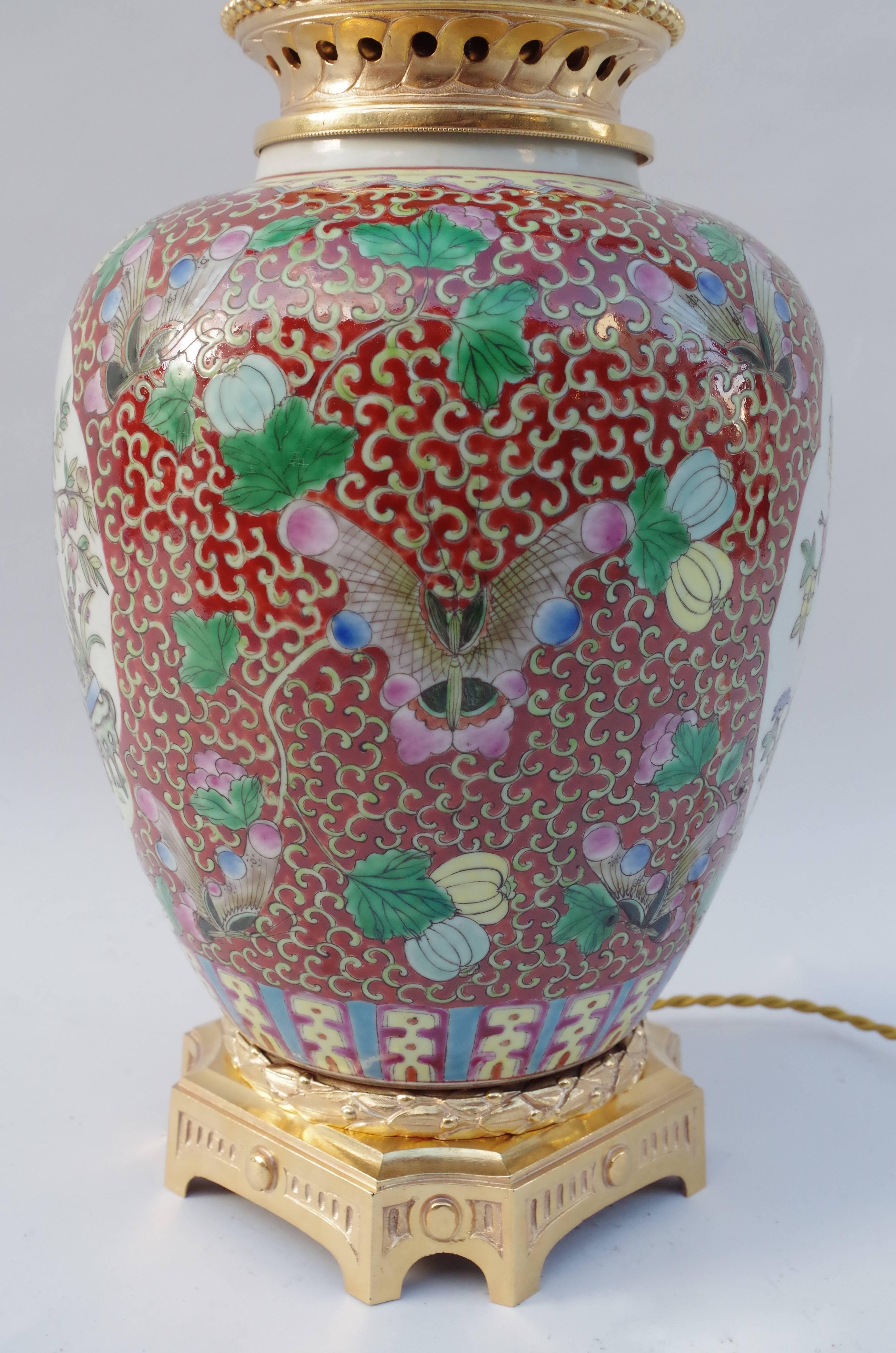 Bronze Grande lampe à monture en porcelaine Greene & Greene, vers 1880 en vente