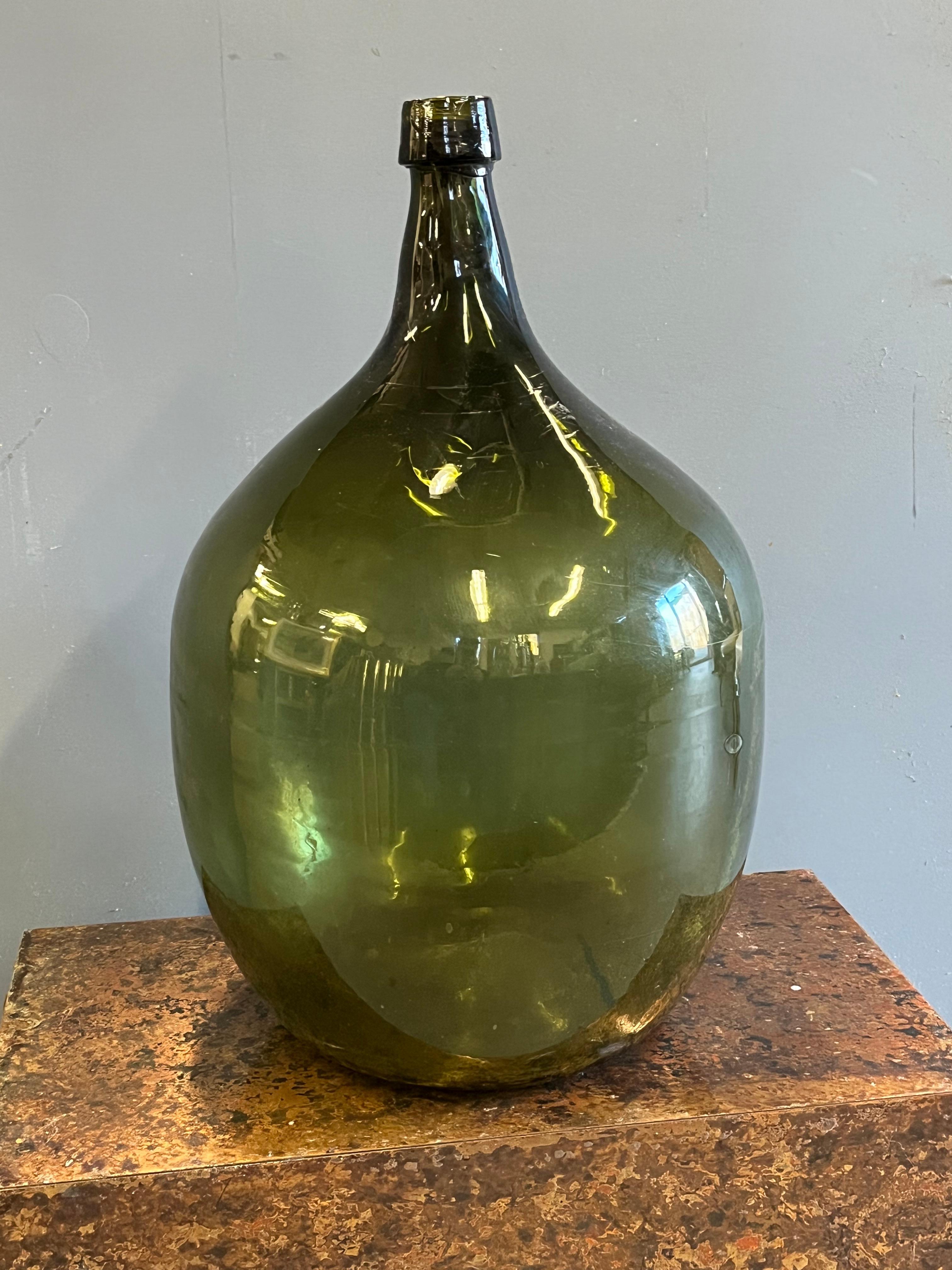 Large Green Glass Demijohn Bottle In Good Condition In Doylestown, PA