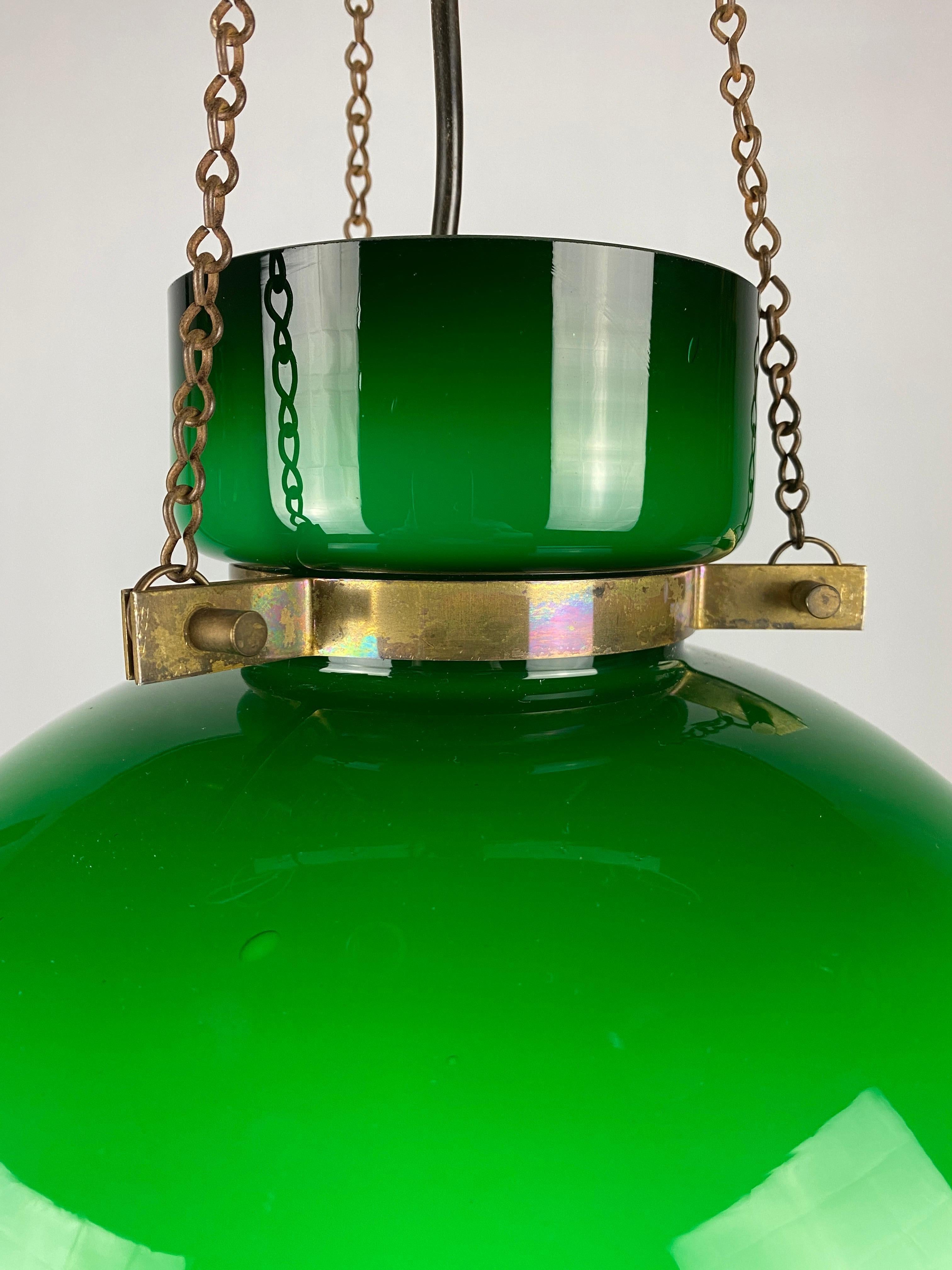 Mid-Century Modern Large Green Glass Pendant Light by Herbert Proft for Glashütte Limburg 1970 For Sale