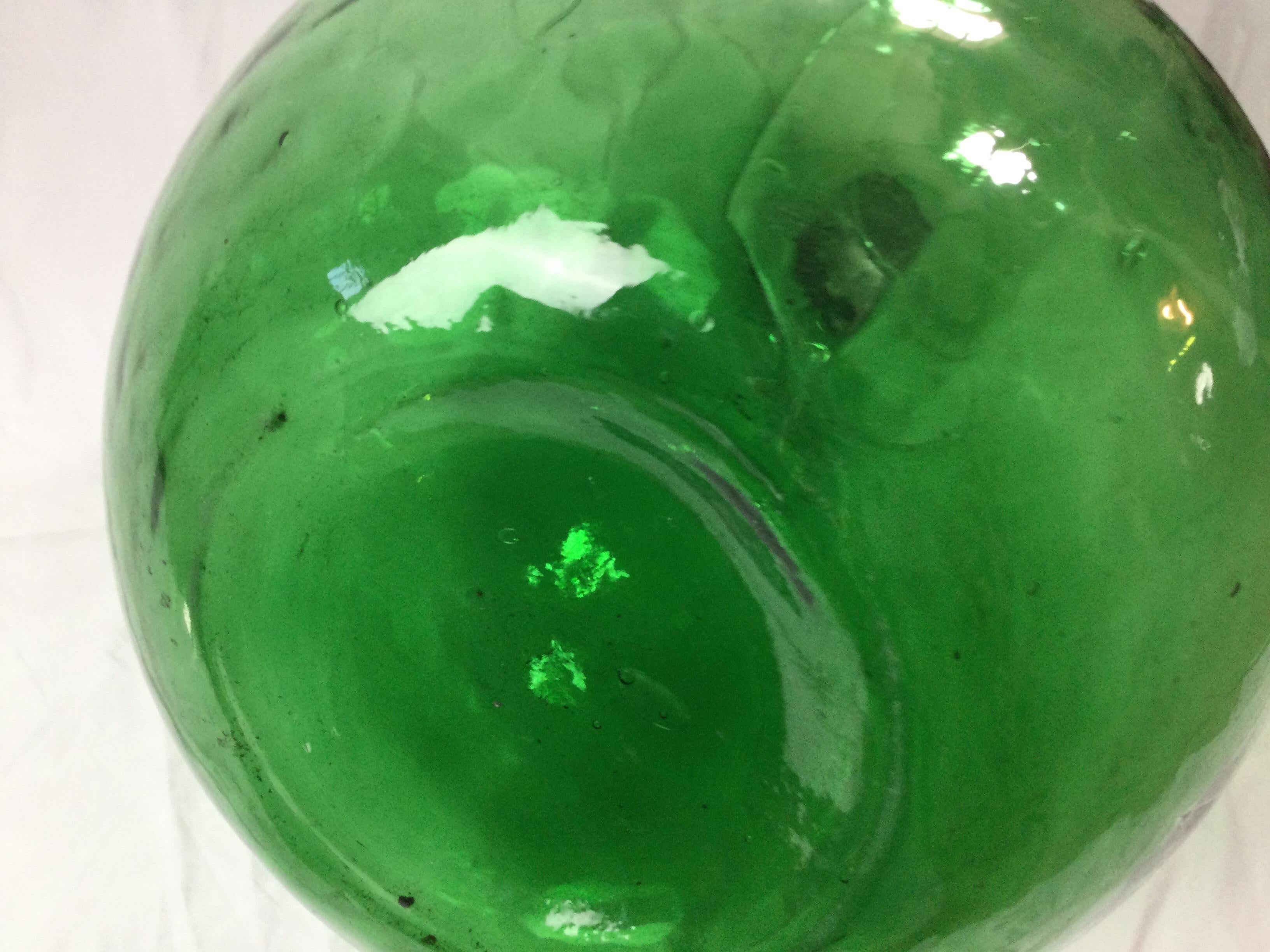 Large Green Glass Wine Demijohn Bottle In Excellent Condition In Lambertville, NJ