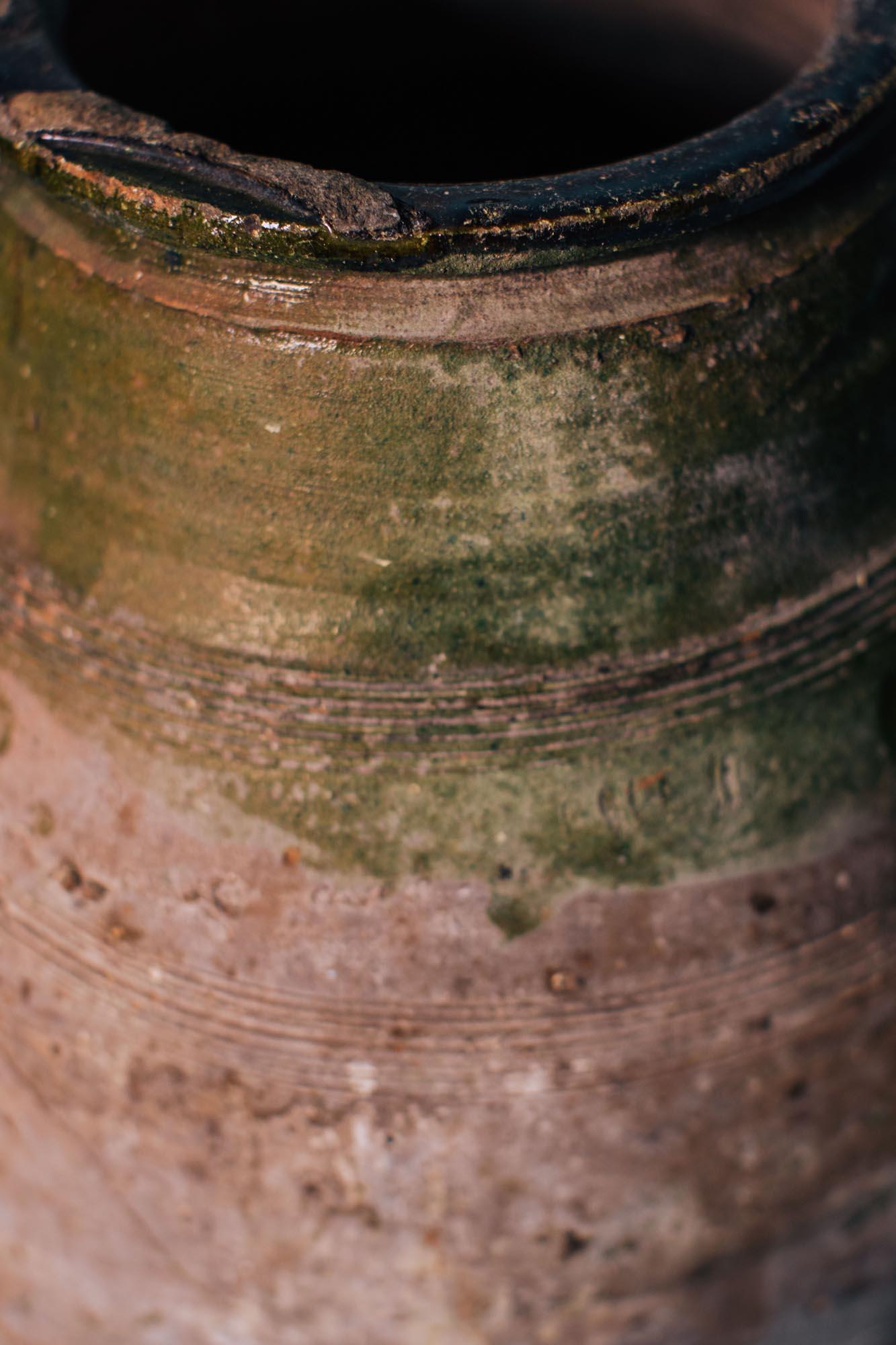 Large Green-Glazed Terracotta Storage Jar, Early 20th Century Mediterranean Pott In Good Condition For Sale In London, GB