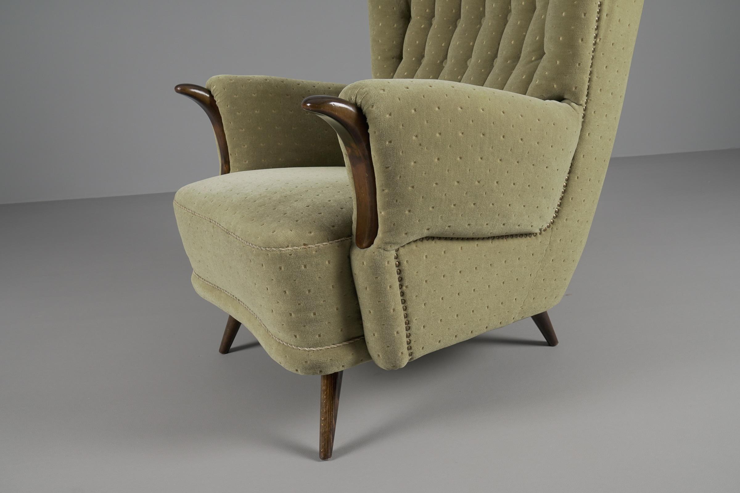 Large Green Italian Wood & Fabric Wingback Armchair, 1950s For Sale 4