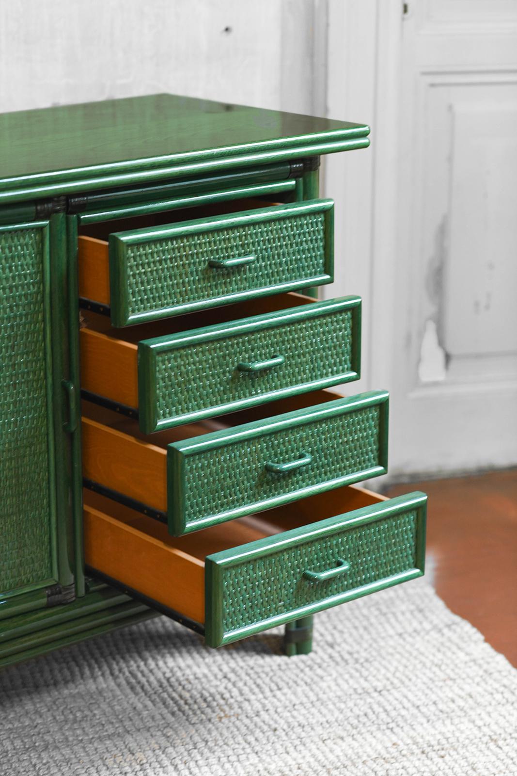 Large green lacquered sideboard, 1980s For Sale 2