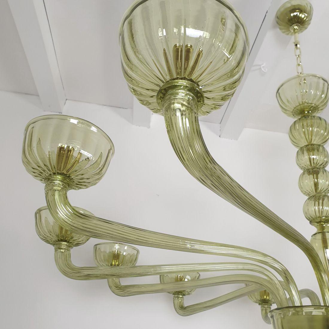 Late 20th Century Large Green Murano glass chandelier, Italy