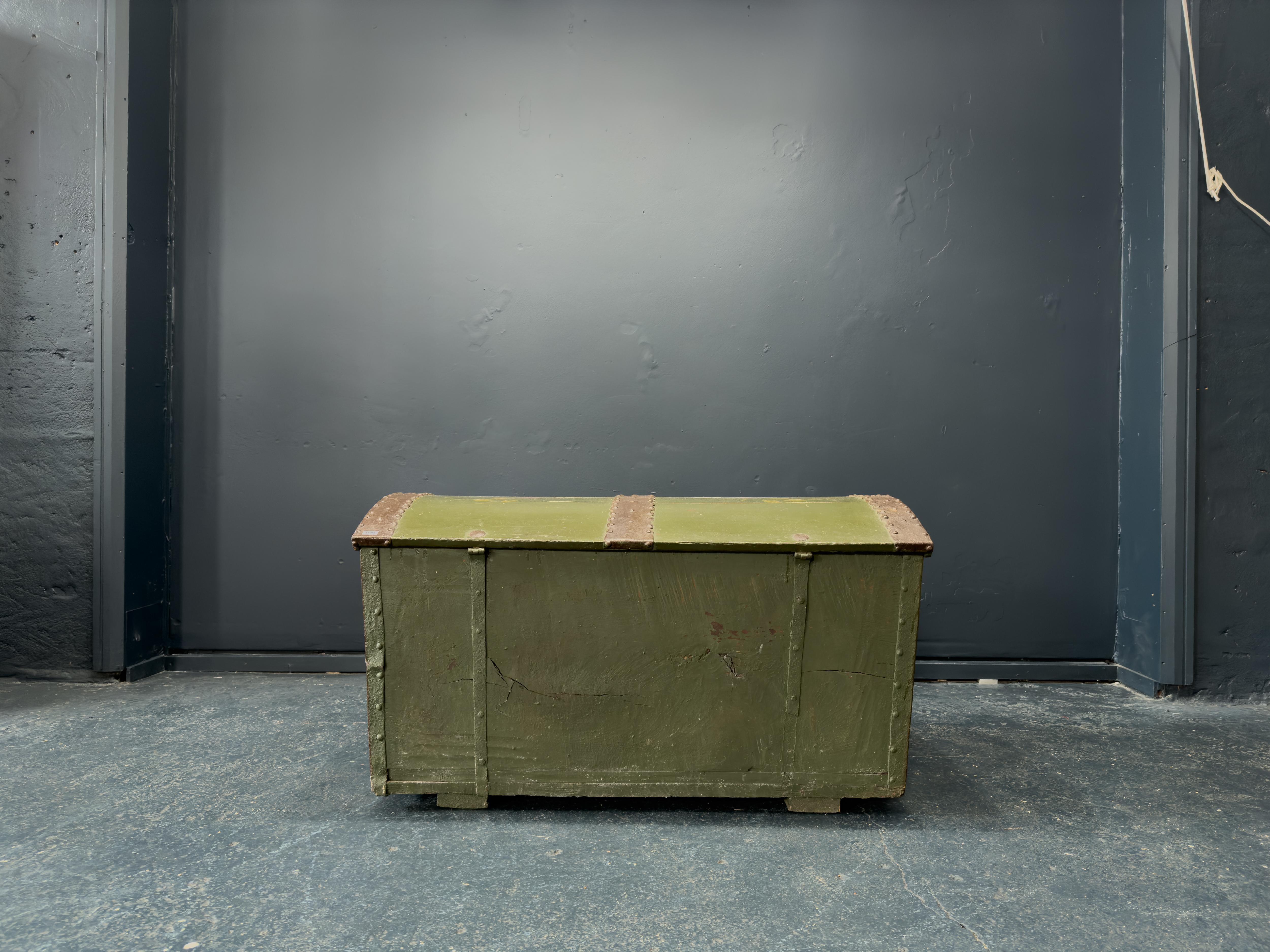 Large Green Painted Danish Folk Chest In Good Condition For Sale In London, GB