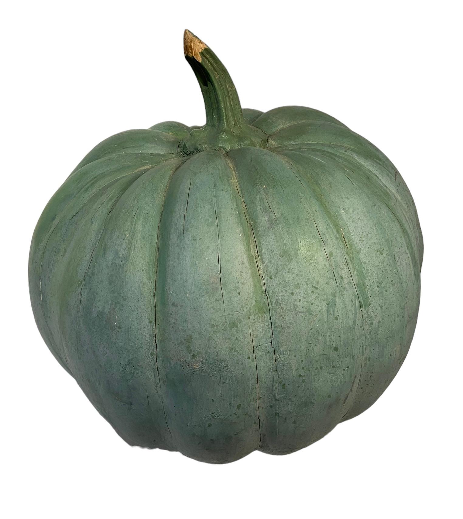 Mid-20th Century Large green patinated pumpkin in wood For Sale