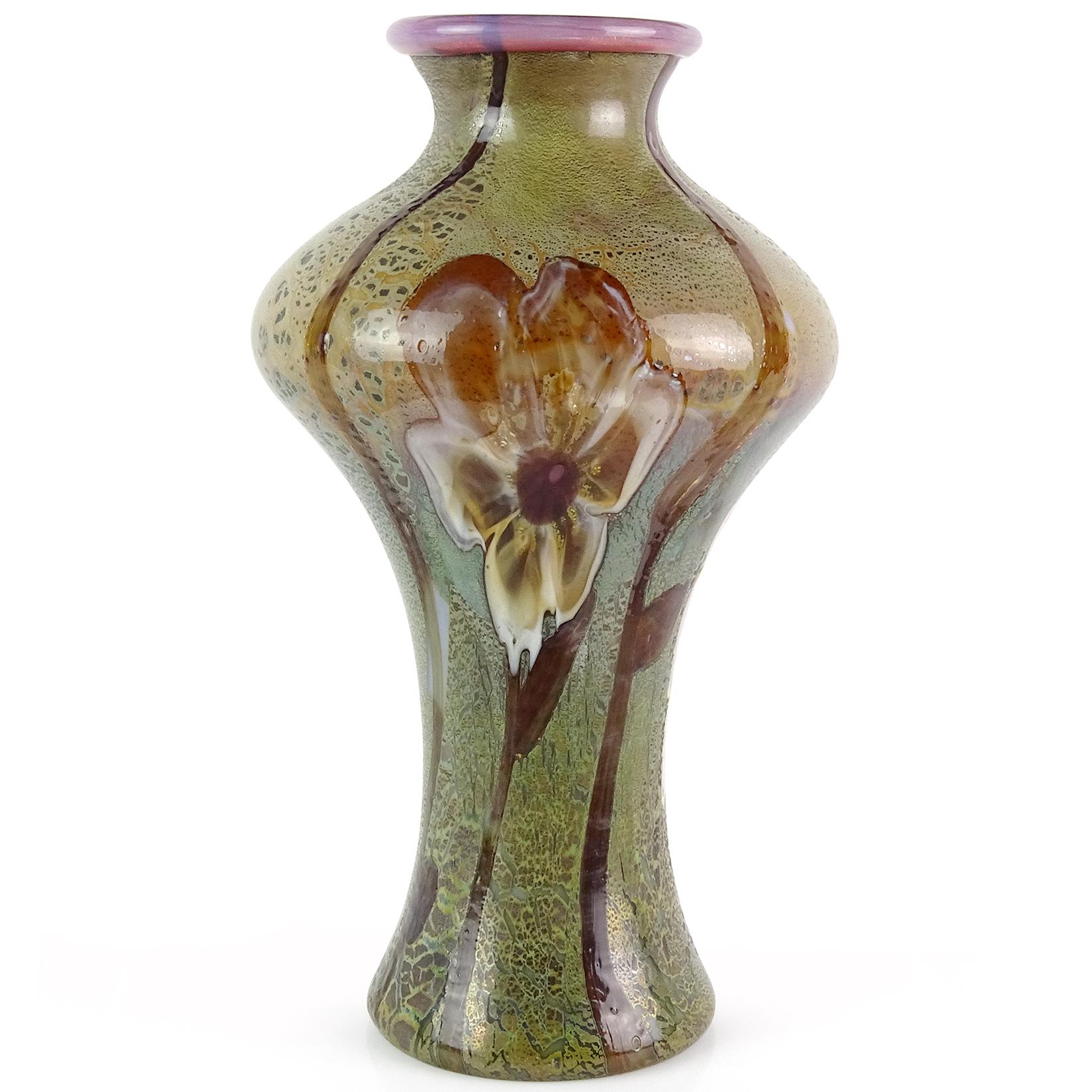 Mid-Century Modern Grand vase de centre de table en verre d'art italien, fleur de calcédoine verte, rose et opalescente en vente