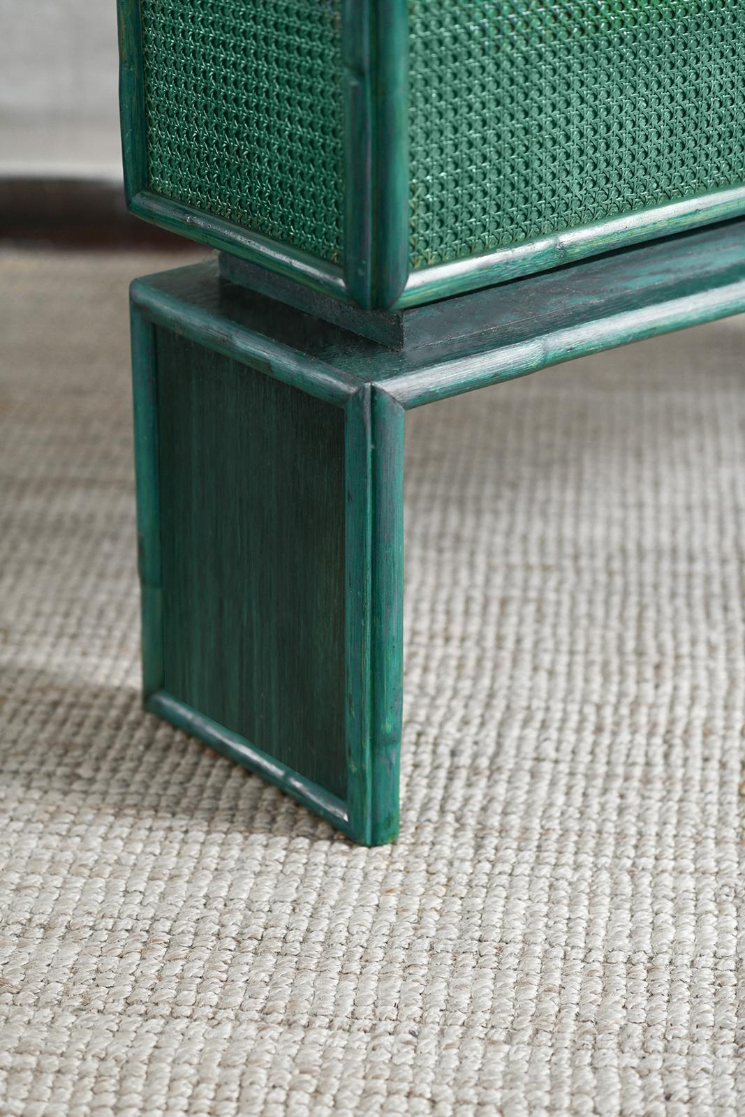Late 20th Century Large green planter with bamboo legs and Vienna straw, 1980s For Sale