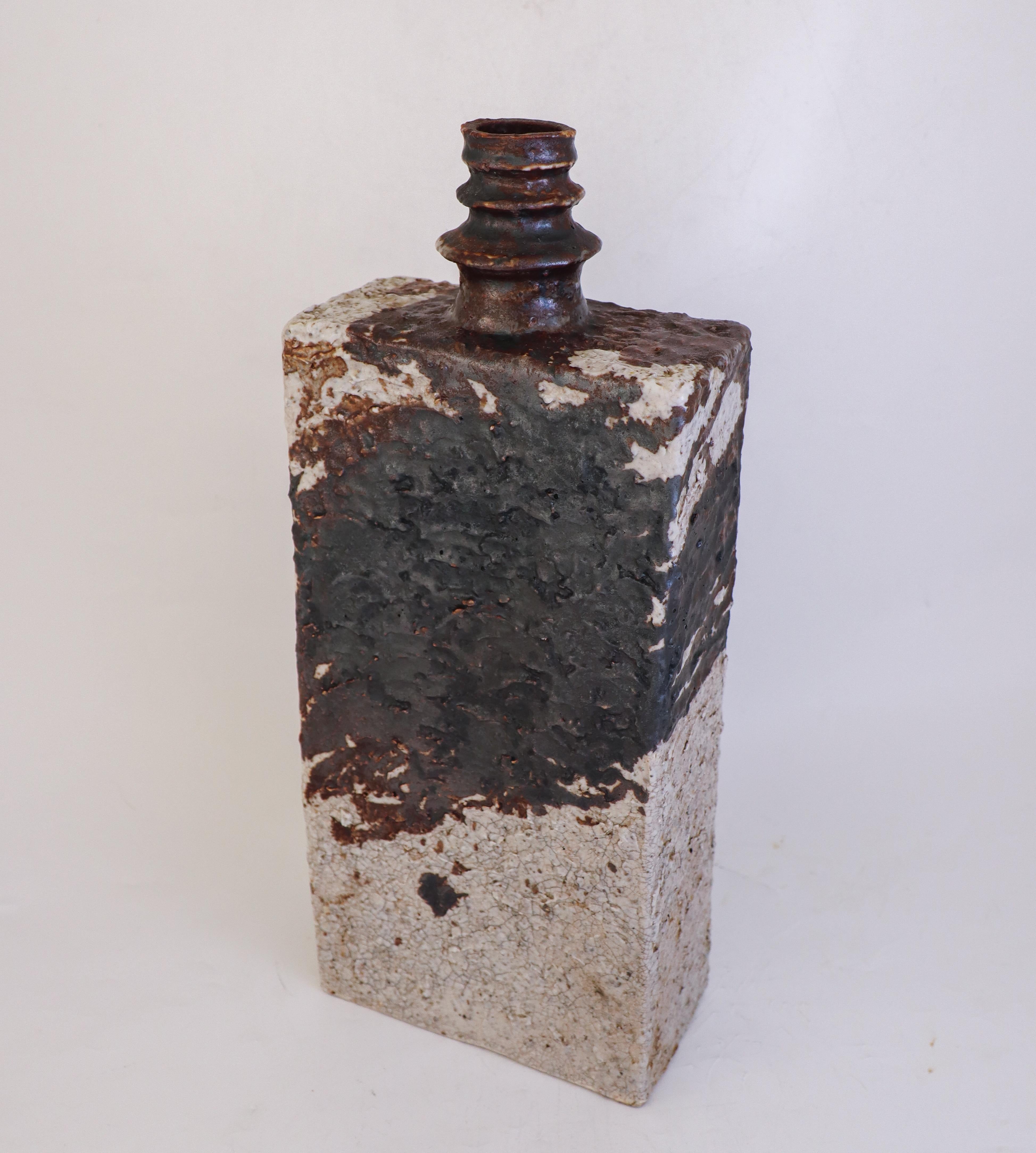 Scandinave moderne Grande bouteille / vase Annikki Hovisaari, Arabia, moderne du milieu du siècle dernier en vente