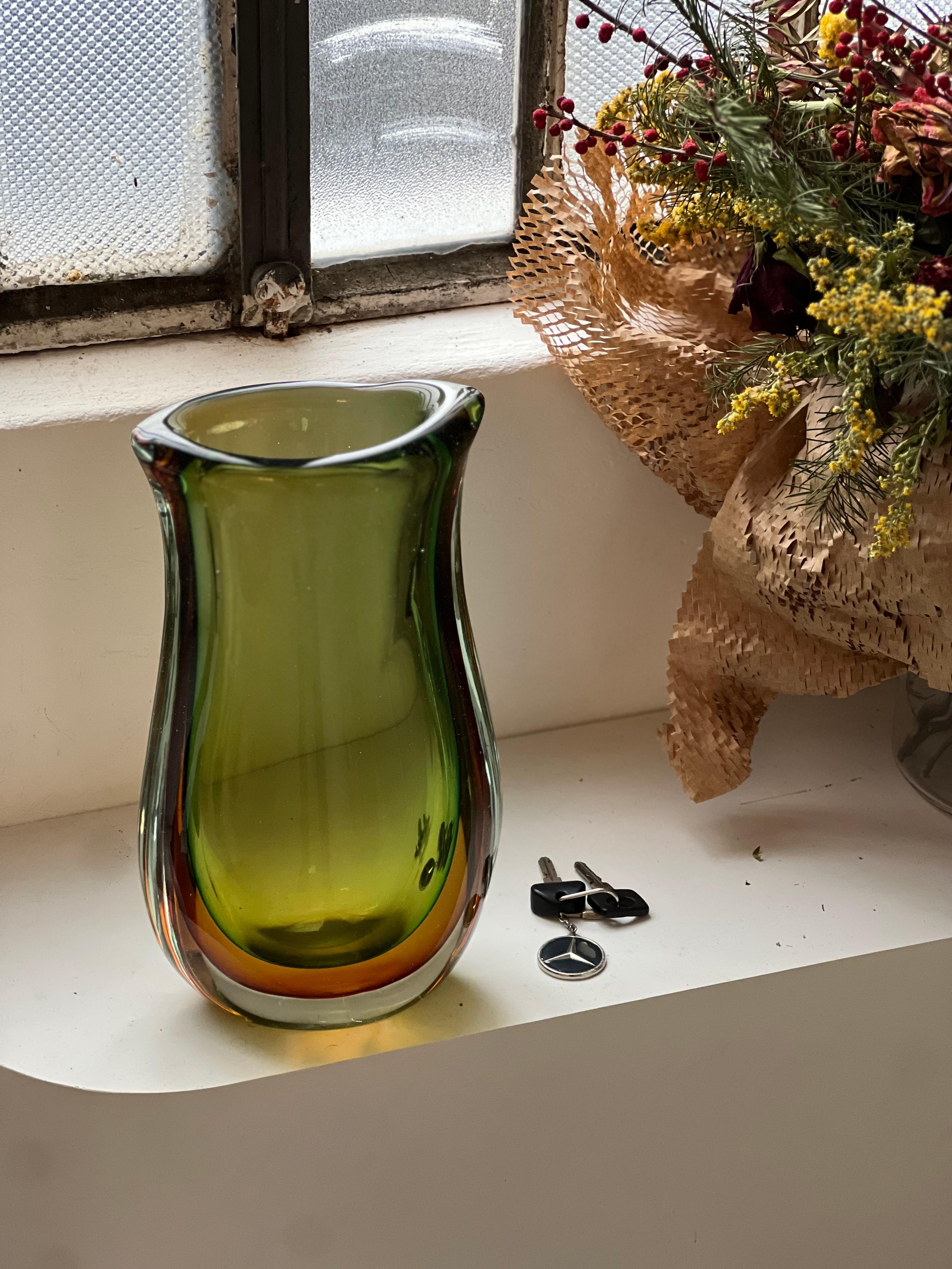 Vaso grande verde, vetro di Murano Glass Sommerso in vendita 4
