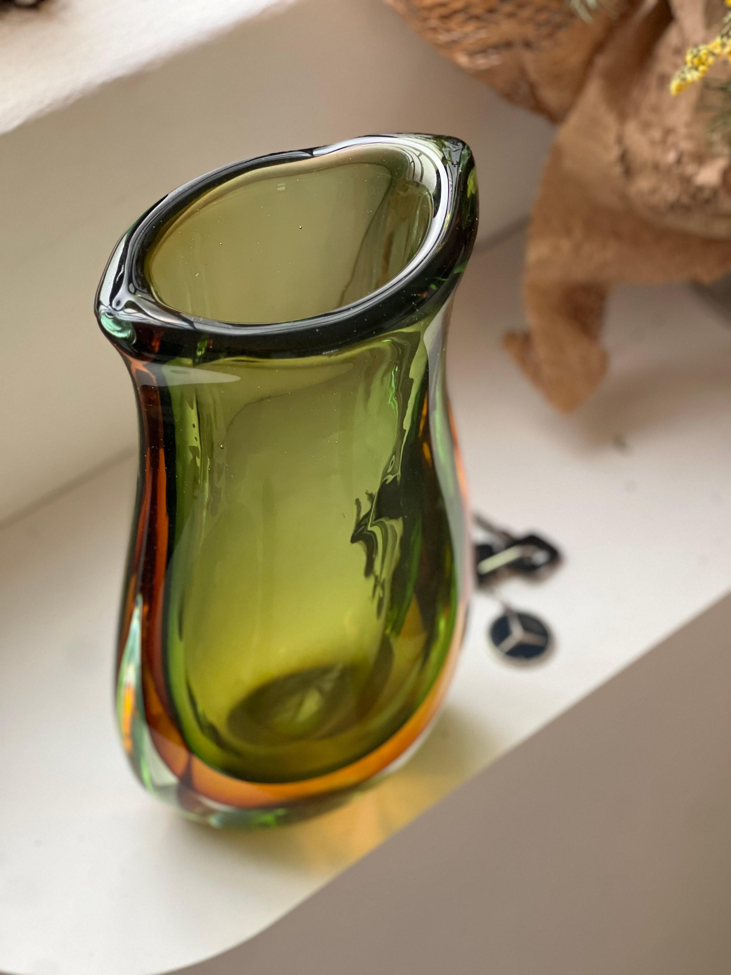 Vaso grande verde, vetro di Murano Glass Sommerso in vendita 6