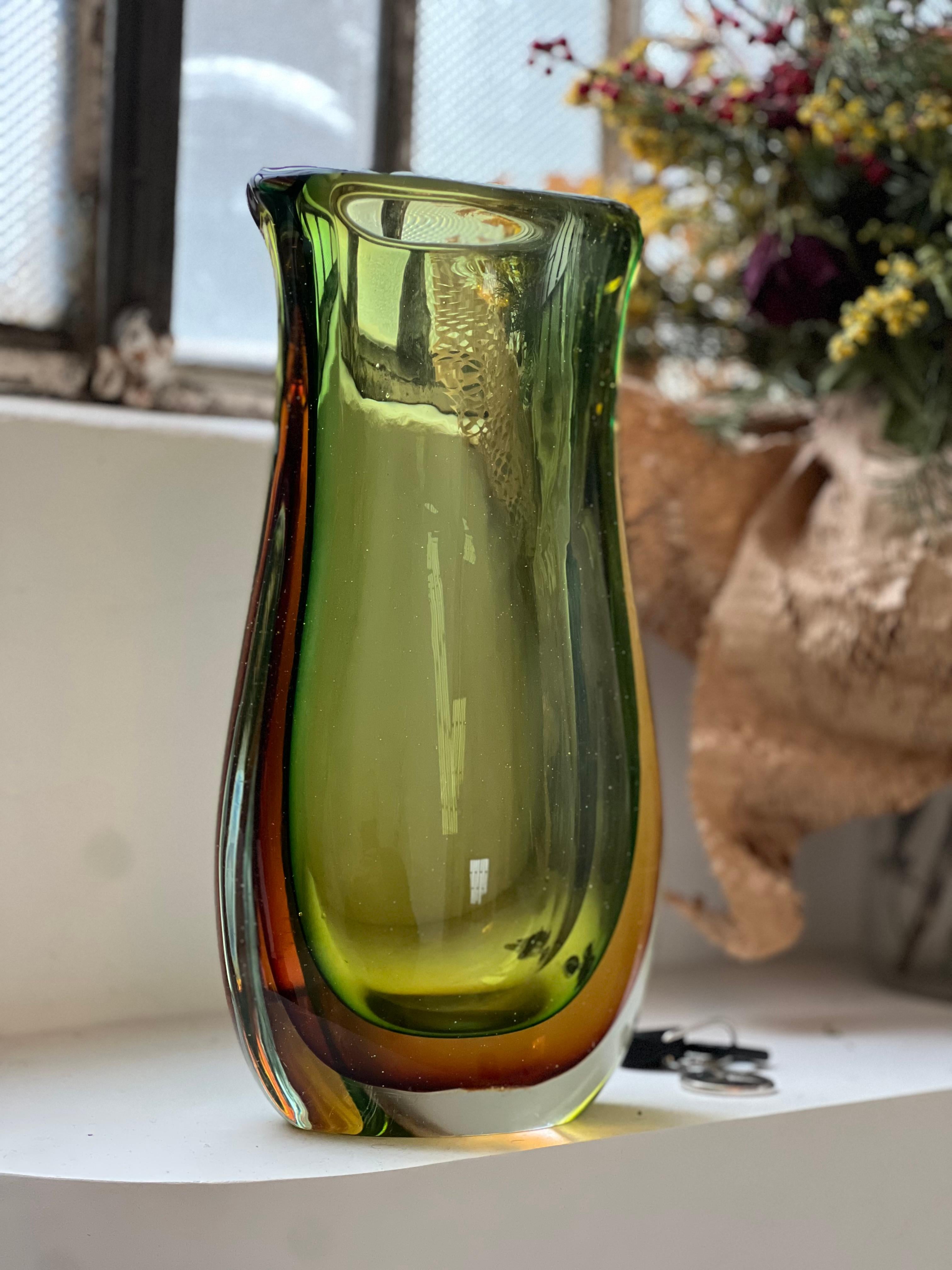 Vaso grande verde, vetro di Murano Glass Sommerso in vendita 7