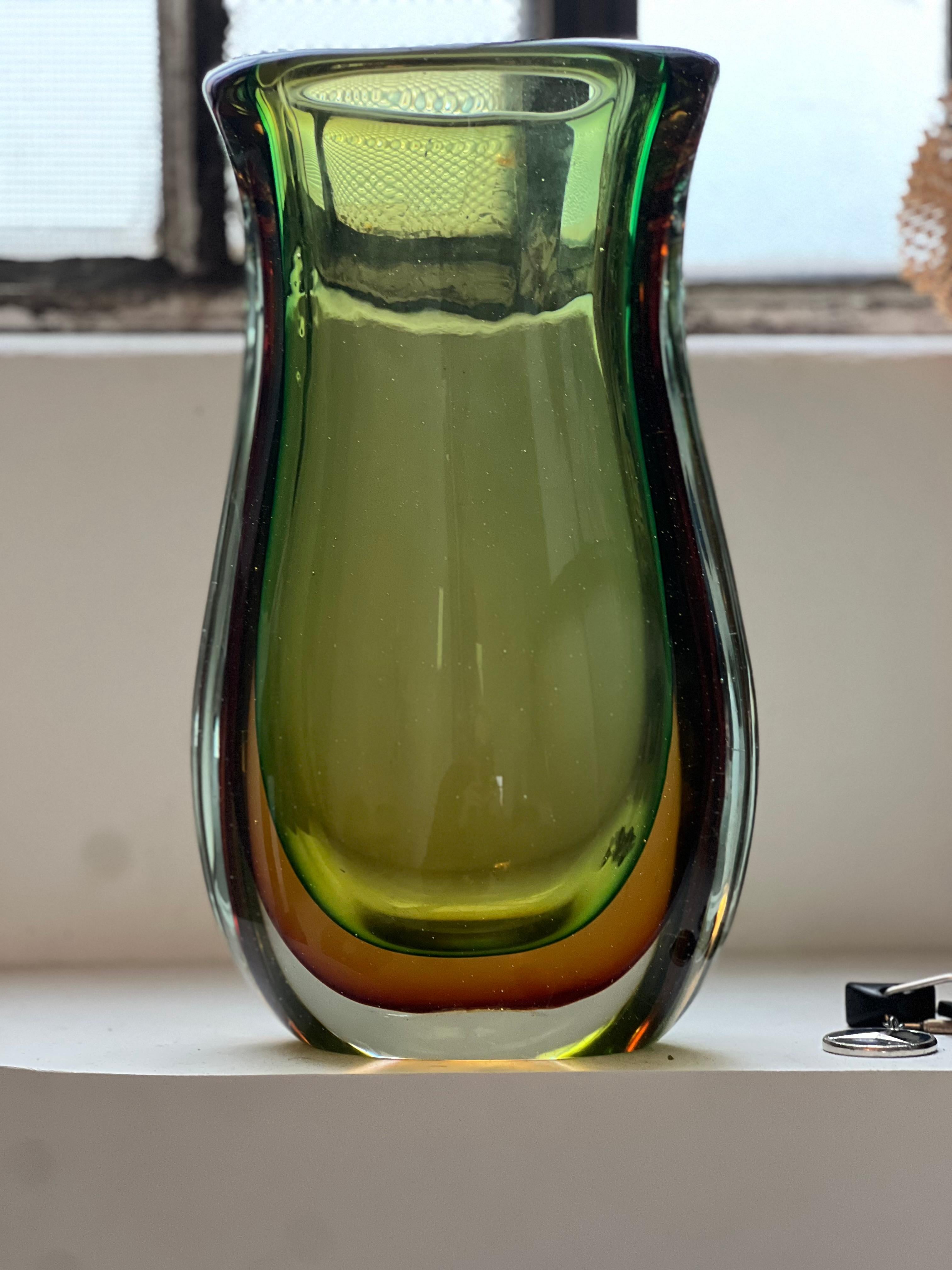 Vaso grande verde, vetro di Murano Glass Sommerso in vendita 8