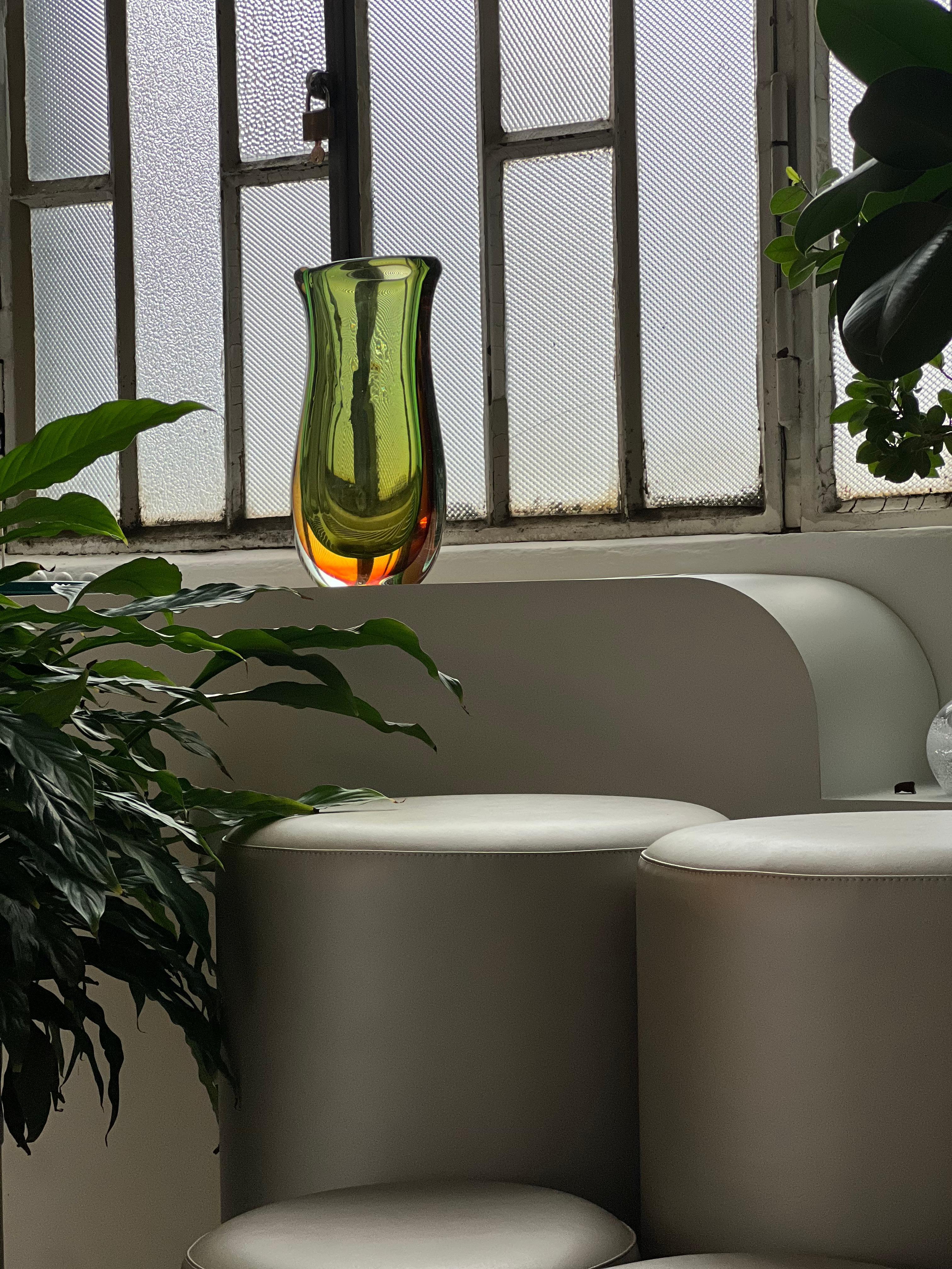 Vetro di Murano Vaso grande verde, vetro di Murano Glass Sommerso in vendita