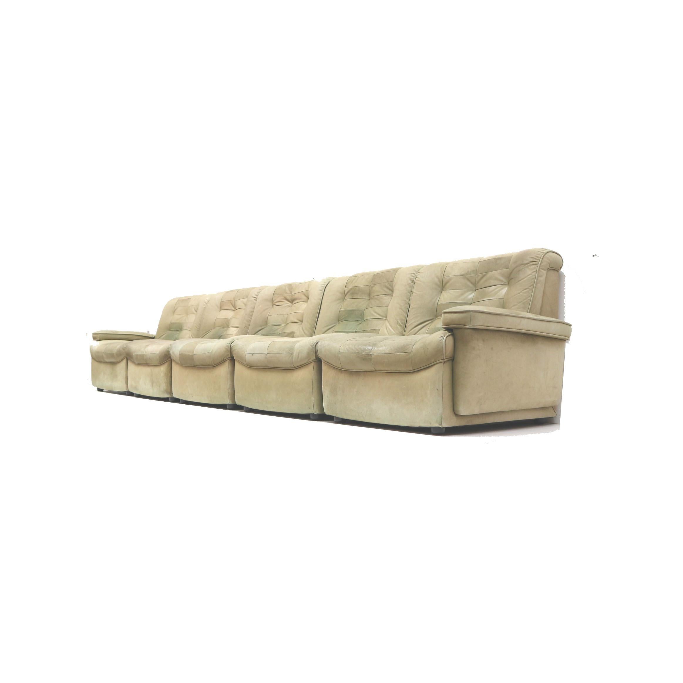 Grand canapé modulaire en cuir vert des années 1970 Bon état - En vente à Breda, NB