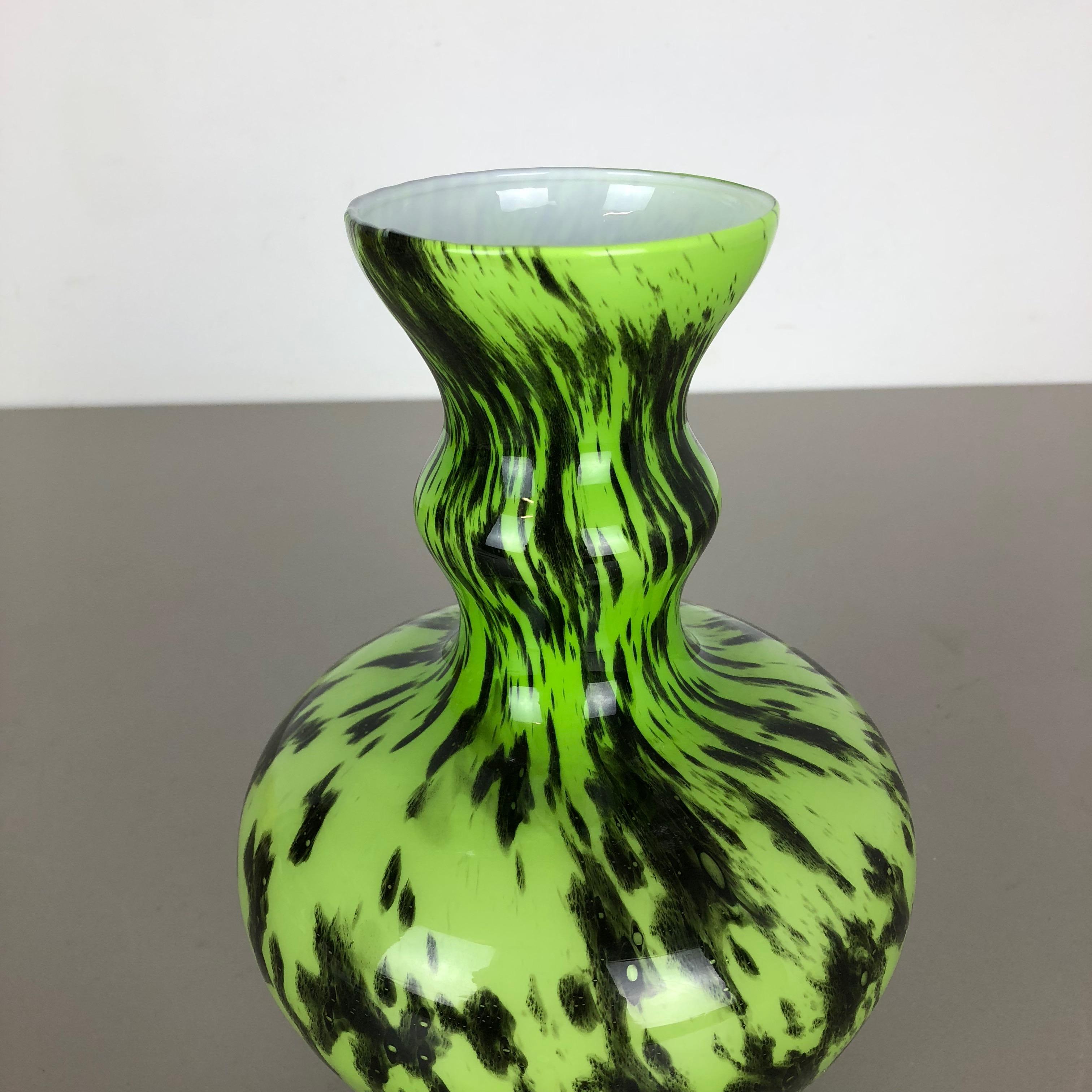 Mid-Century Modern Large Green Vintage Pop Art Opaline Florence Vase Design, Italy For Sale