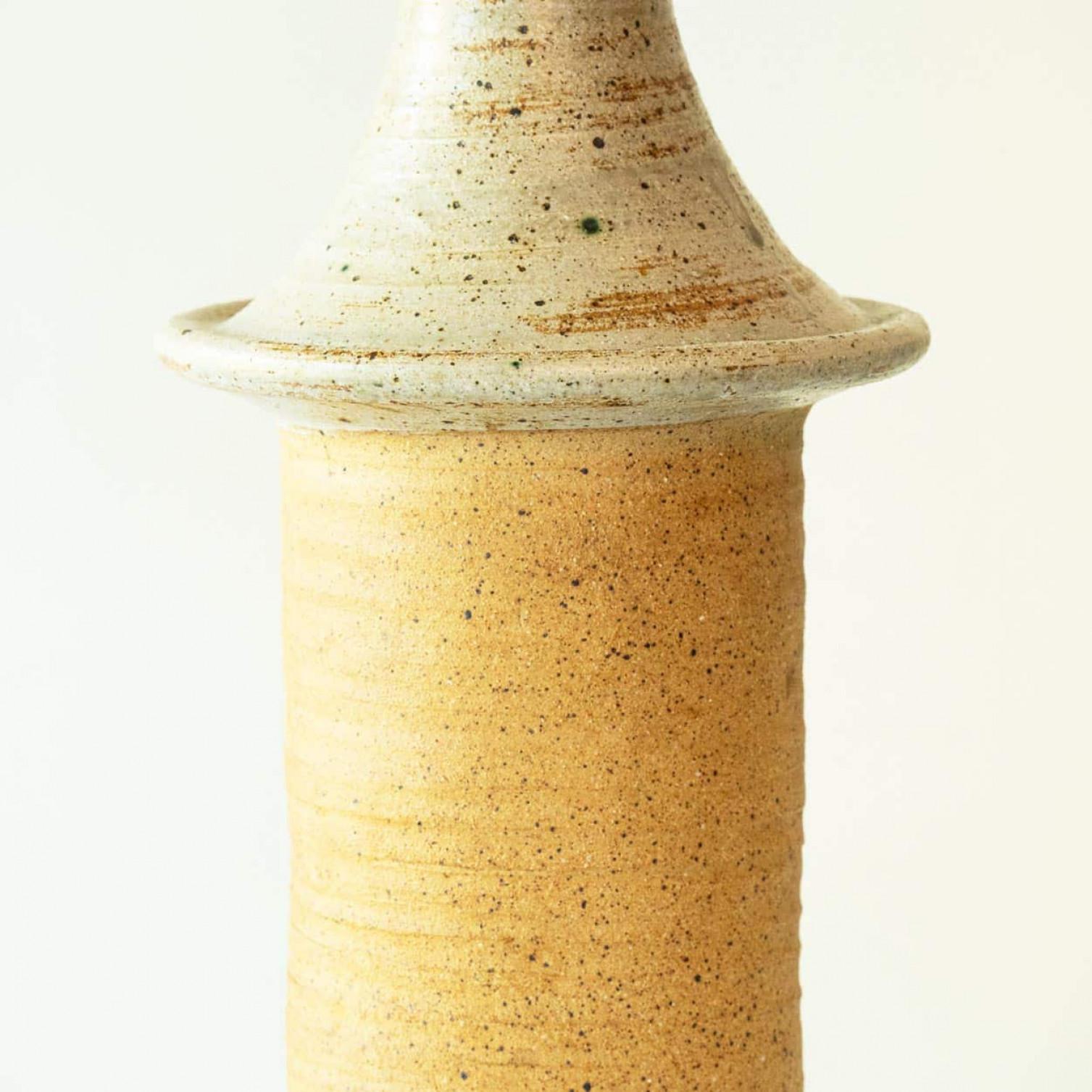 Large Greige Light Camel Ceramic Table Lamp, Silk Lampshade by R. Houben In Good Condition For Sale In Rijssen, NL